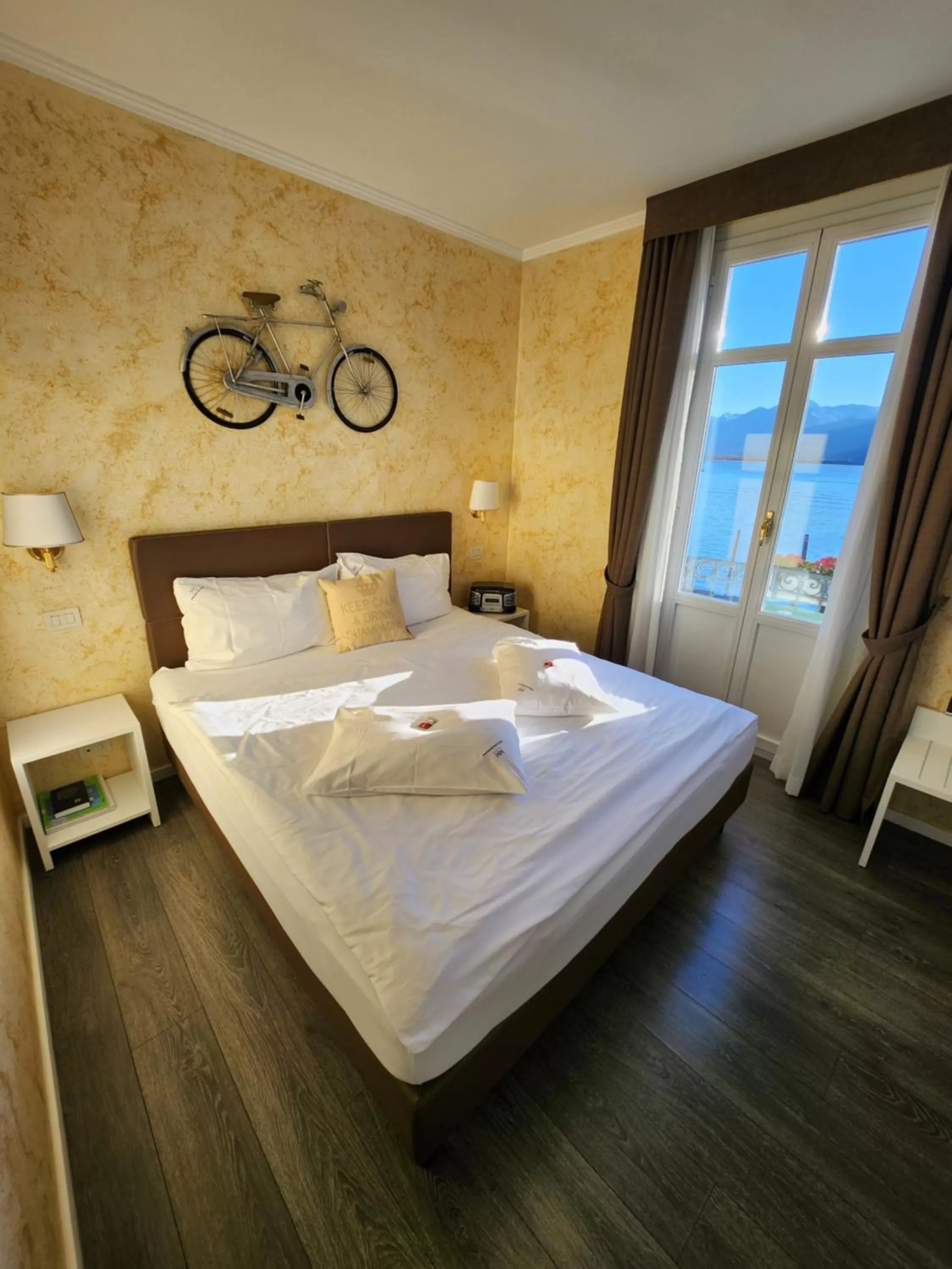 Photo of the whole room, Bed in Hotel Millennium