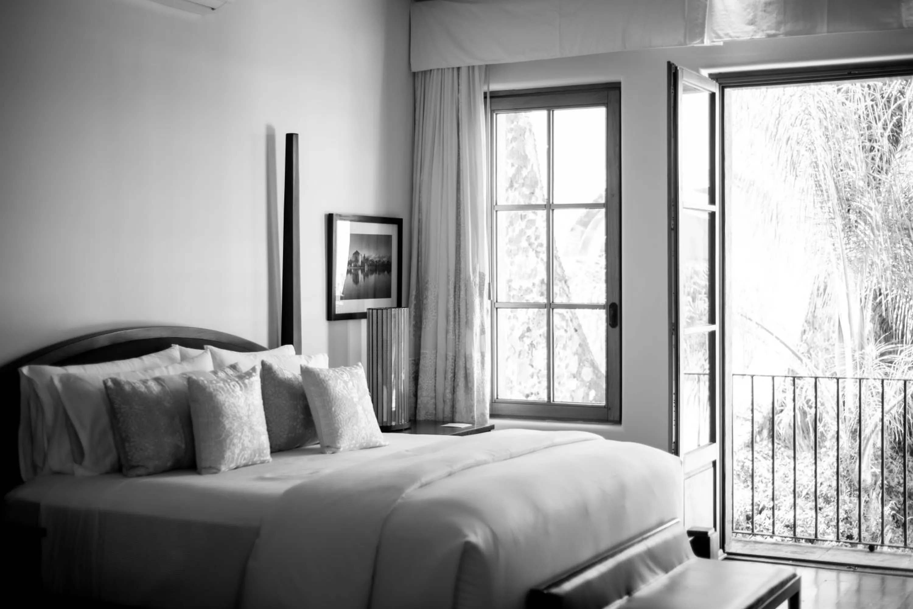 Garden view, Bed in Hotel Casa Blanca 7