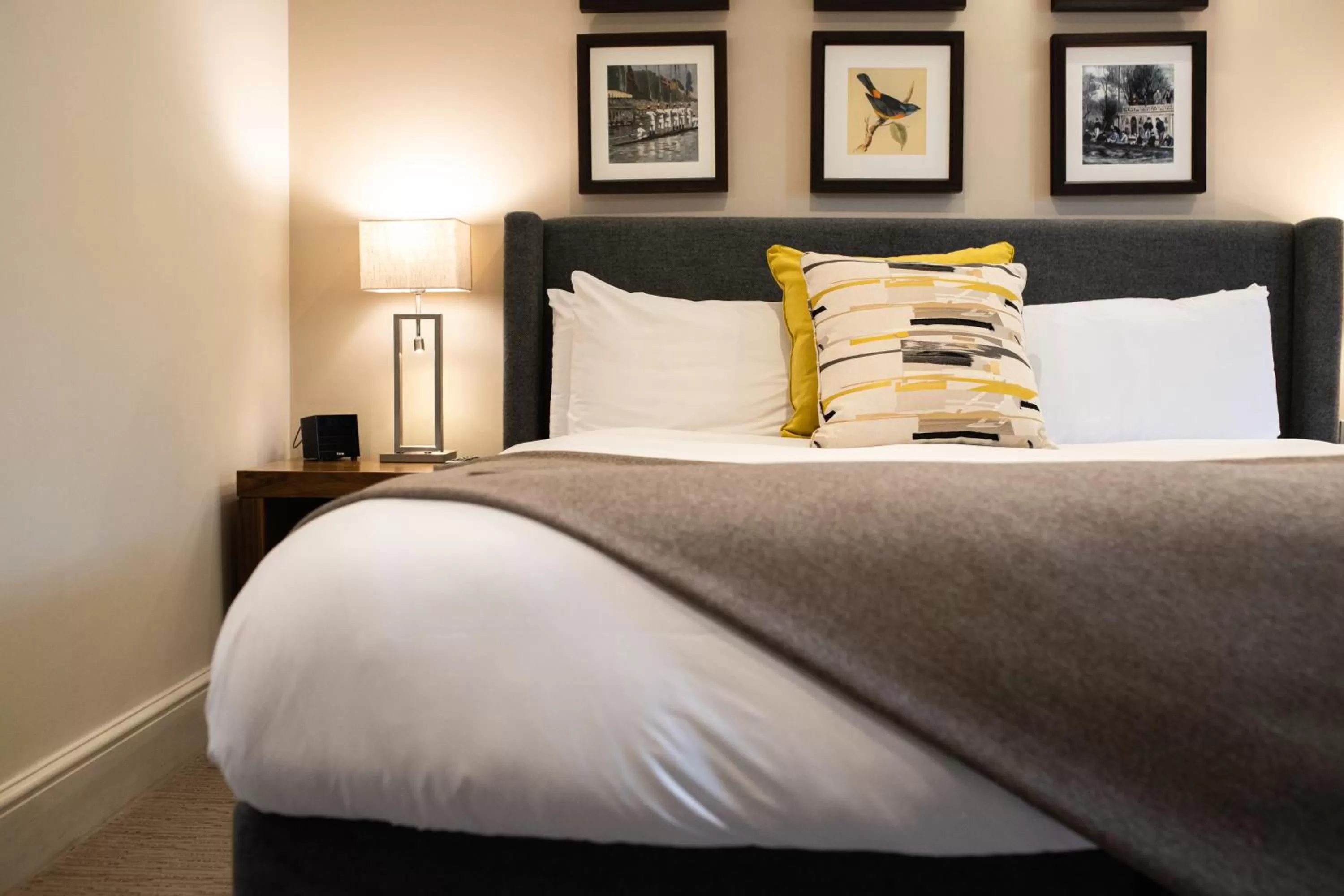 Superior Double Room in voco - Oxford Thames, an IHG Hotel