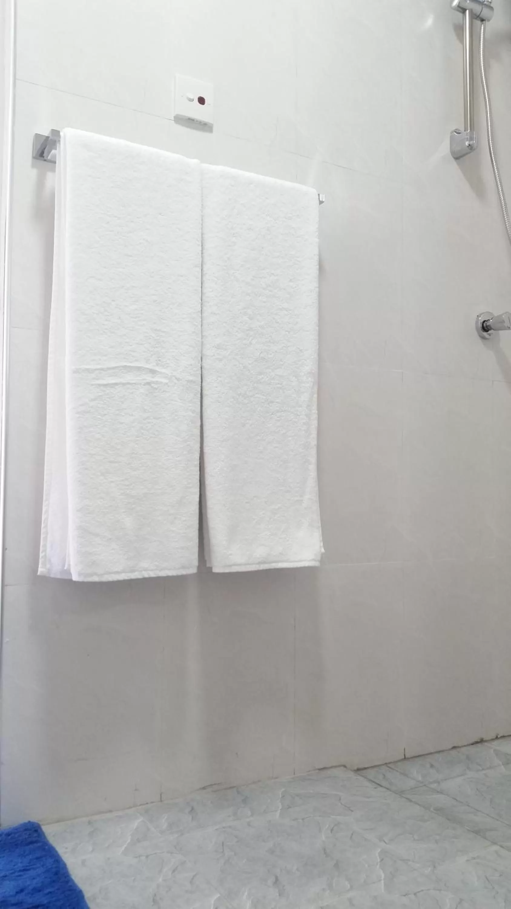 Bathroom in Mahaweli View Inn