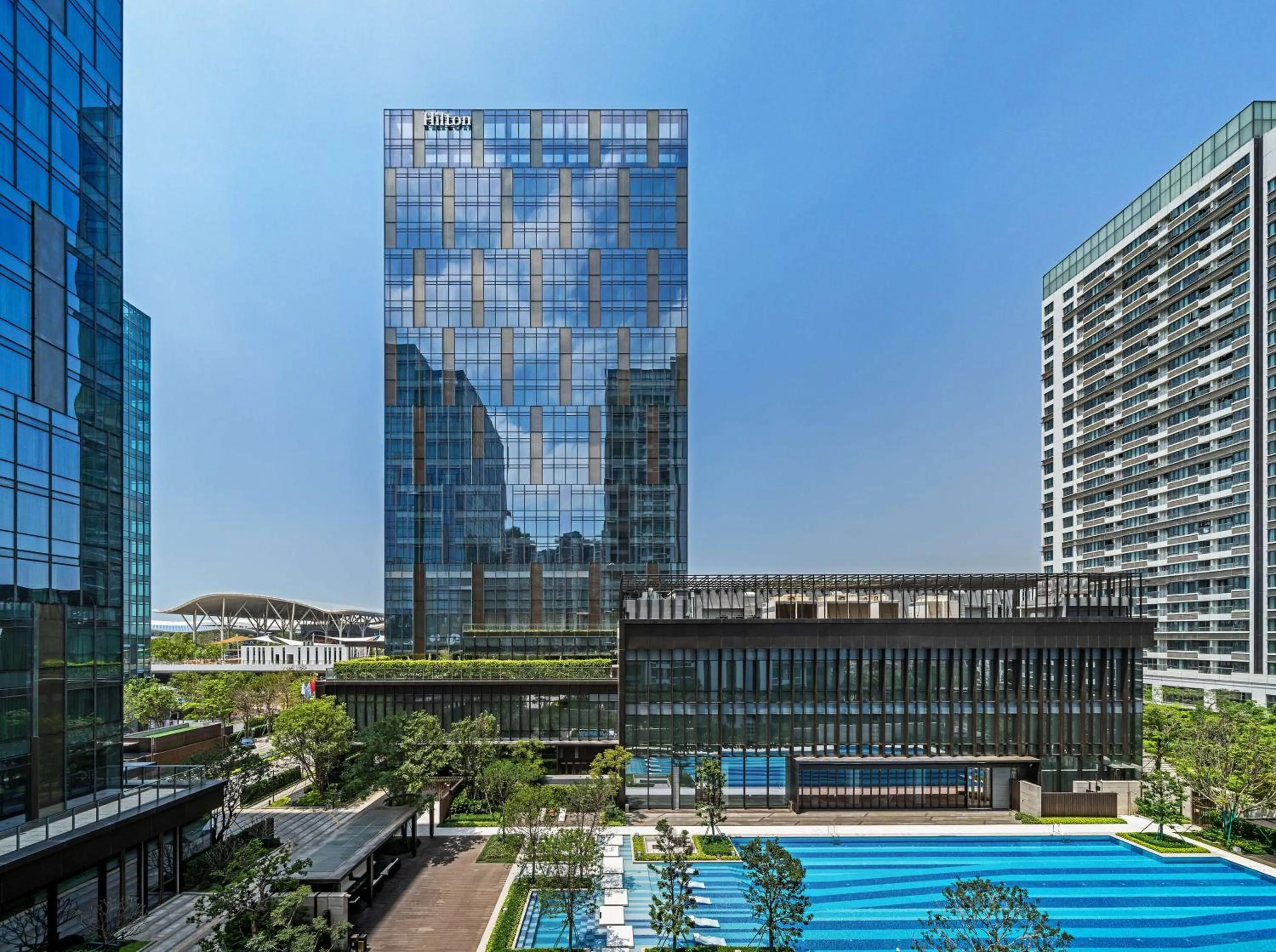 Hilton Shenzhen World Exhibition & Convention Center - Only 5 minutes' walk to WECC