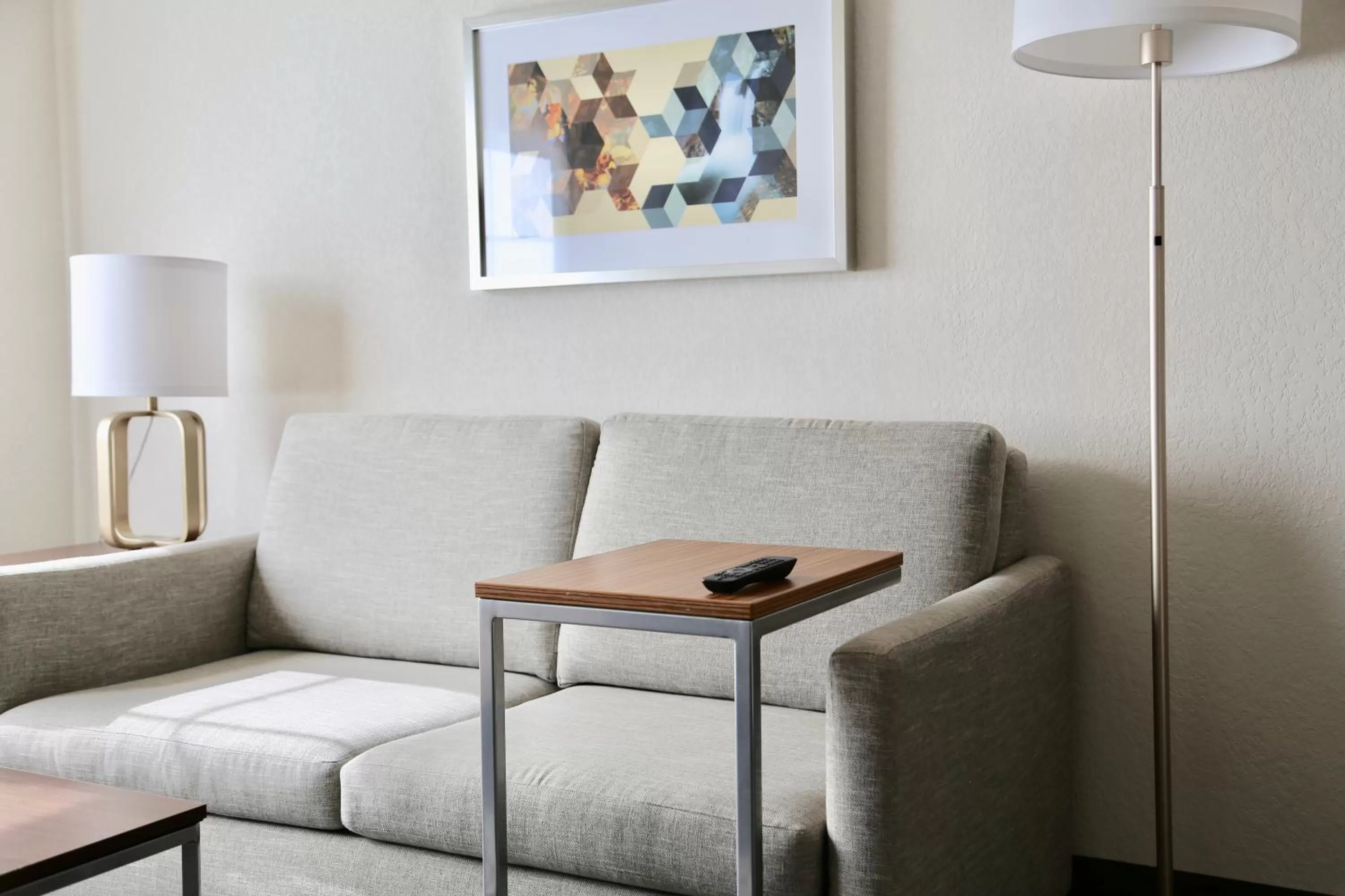 Living room in Holiday Inn Salem by IHG