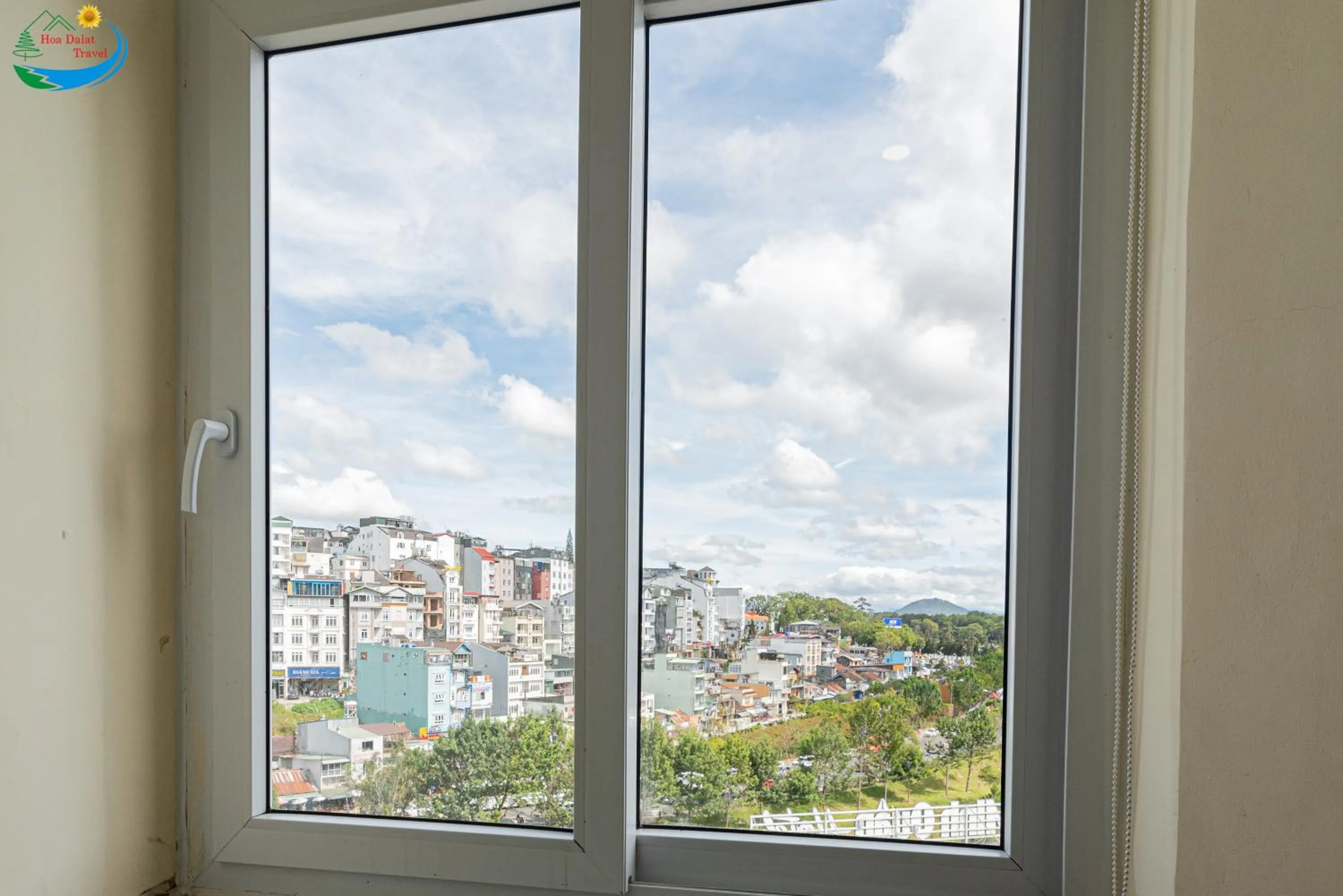 Hoang Minh Chau Ba Trieu Hotel