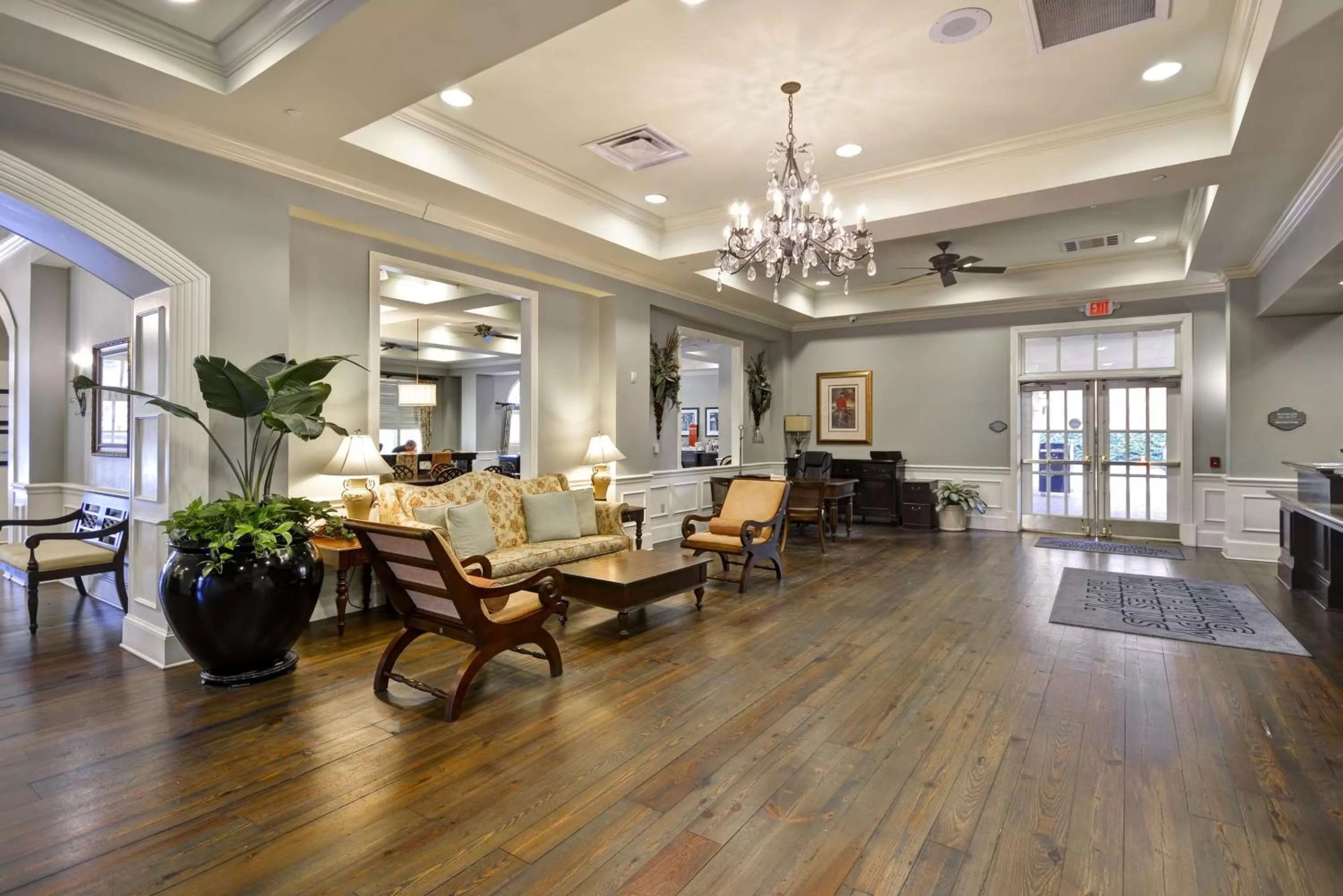 Lobby or reception in Hampton Inn & Suites Savannah Historic District
