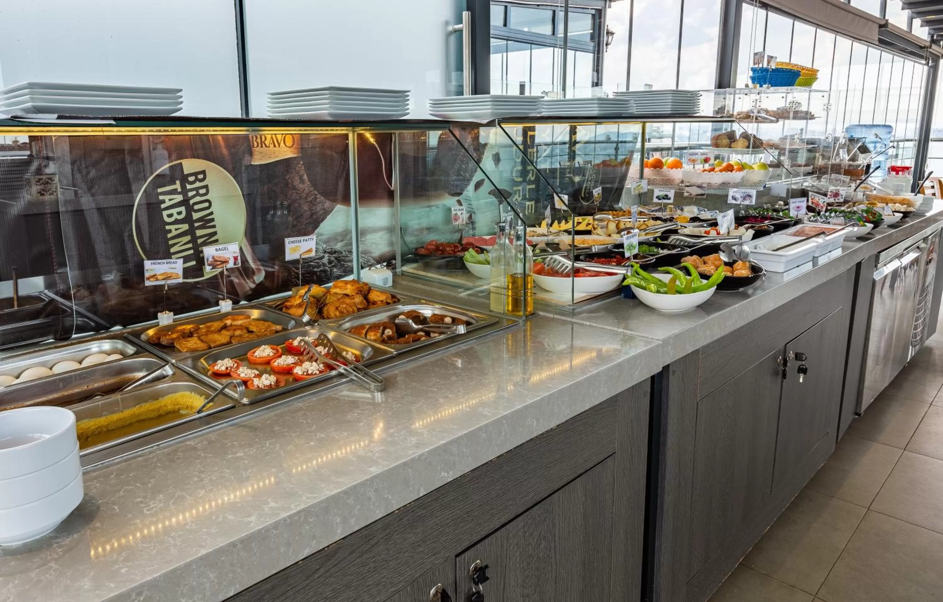 Breakfast in Seraglio Hotel & Suites