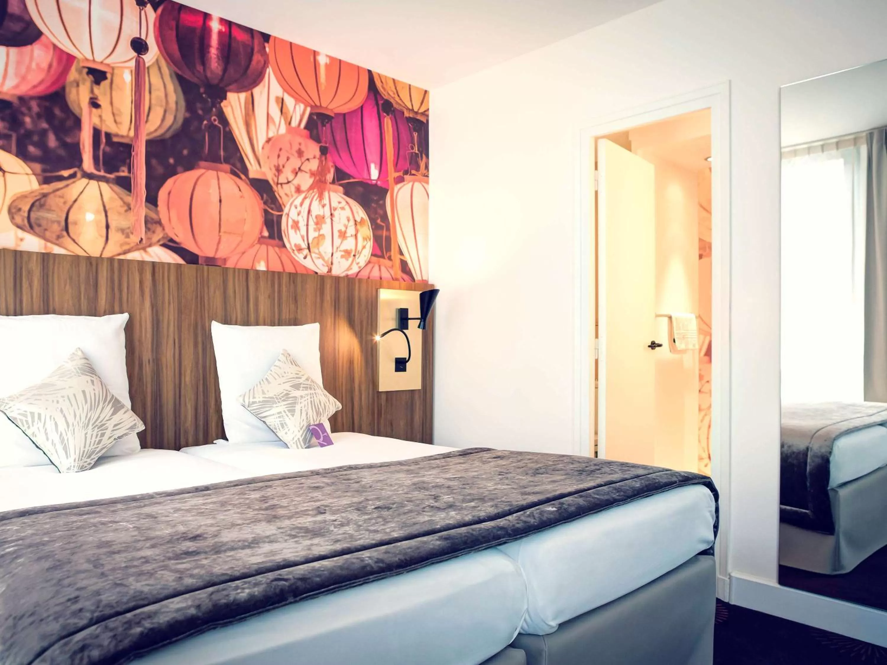 Photo of the whole room, Bed in Mercure Lyon Centre Plaza République