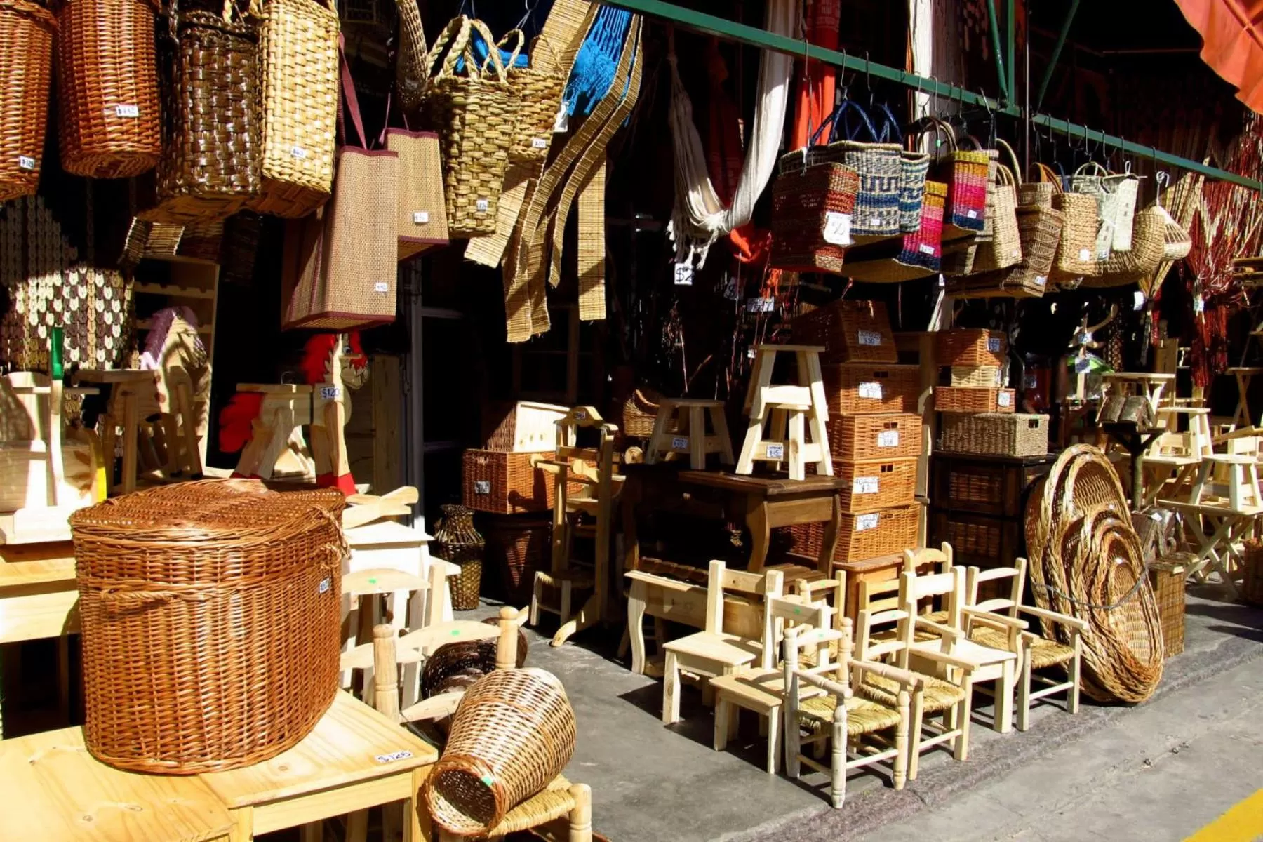 Nearby landmark, Restaurant/Places to Eat in Puerto Delta