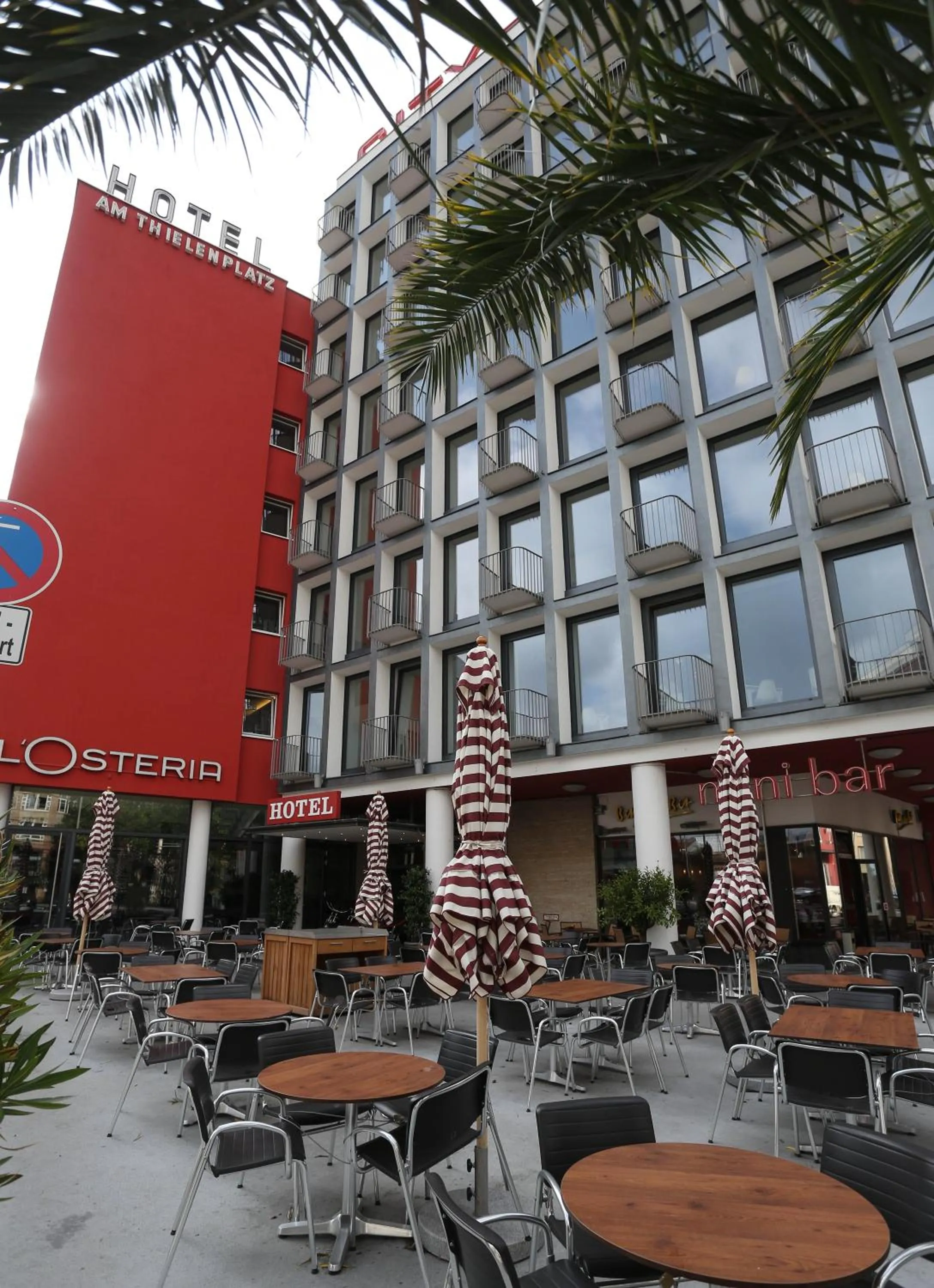 Restaurant/places to eat in Smartcity Designhotel