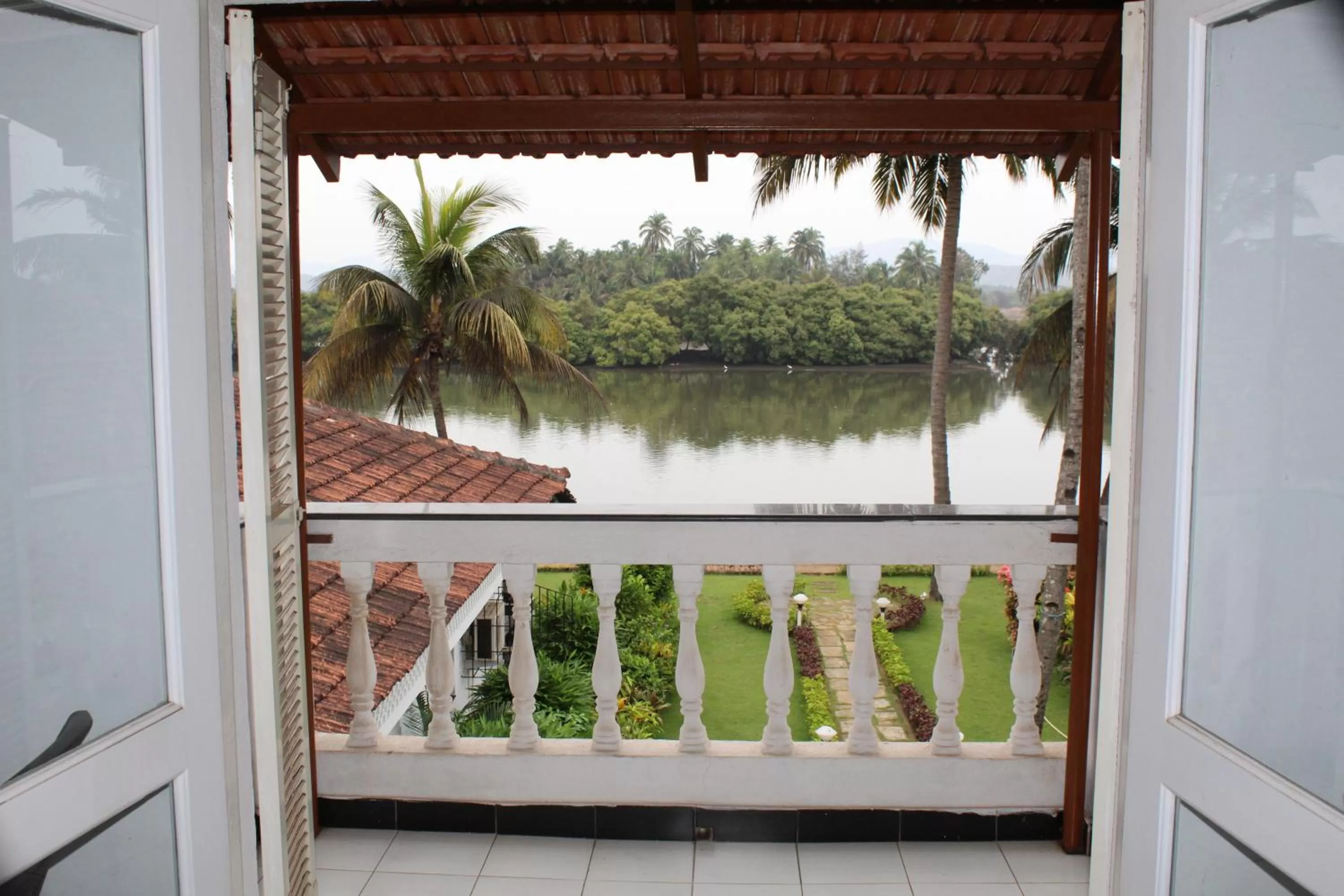 Shikara Beach Resort