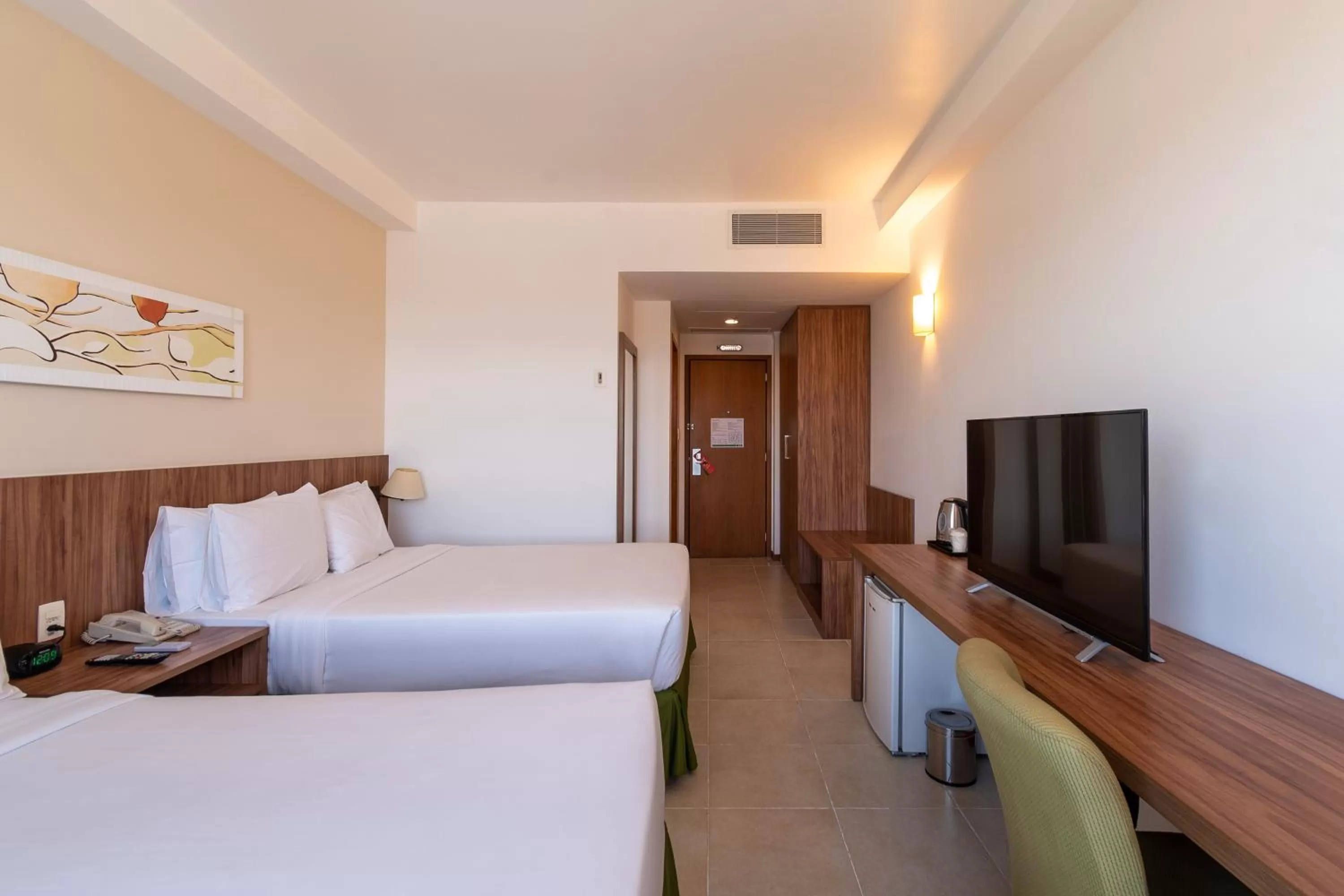 Photo of the whole room, Bed in Holiday Inn Manaus by IHG