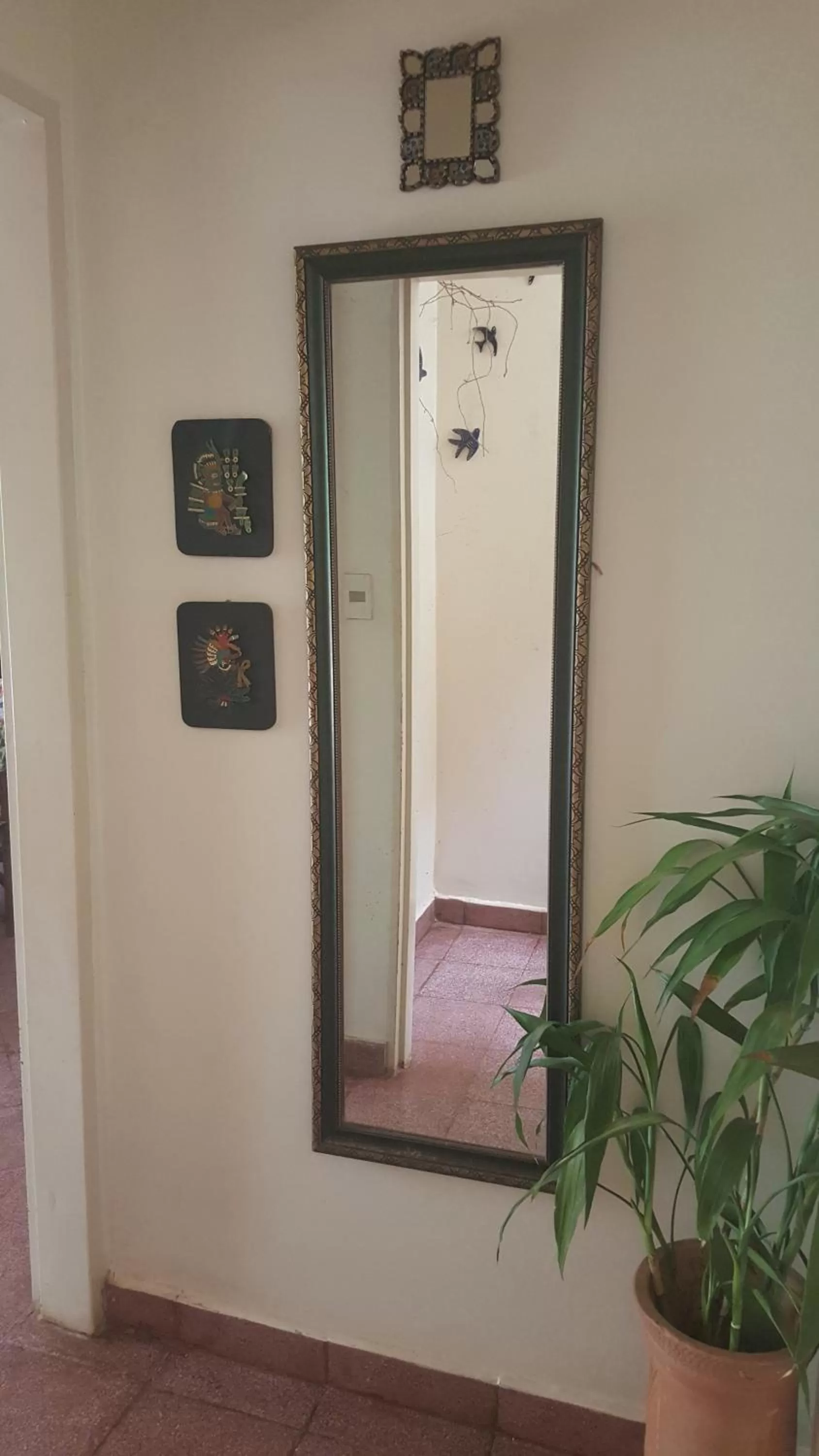 Decorative detail in Las Orquideas Parque Hotel