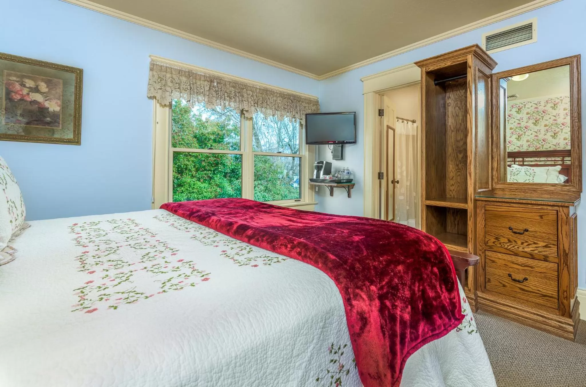 Photo of the whole room, Bed in Abigail's Bed and Breakfast Inn