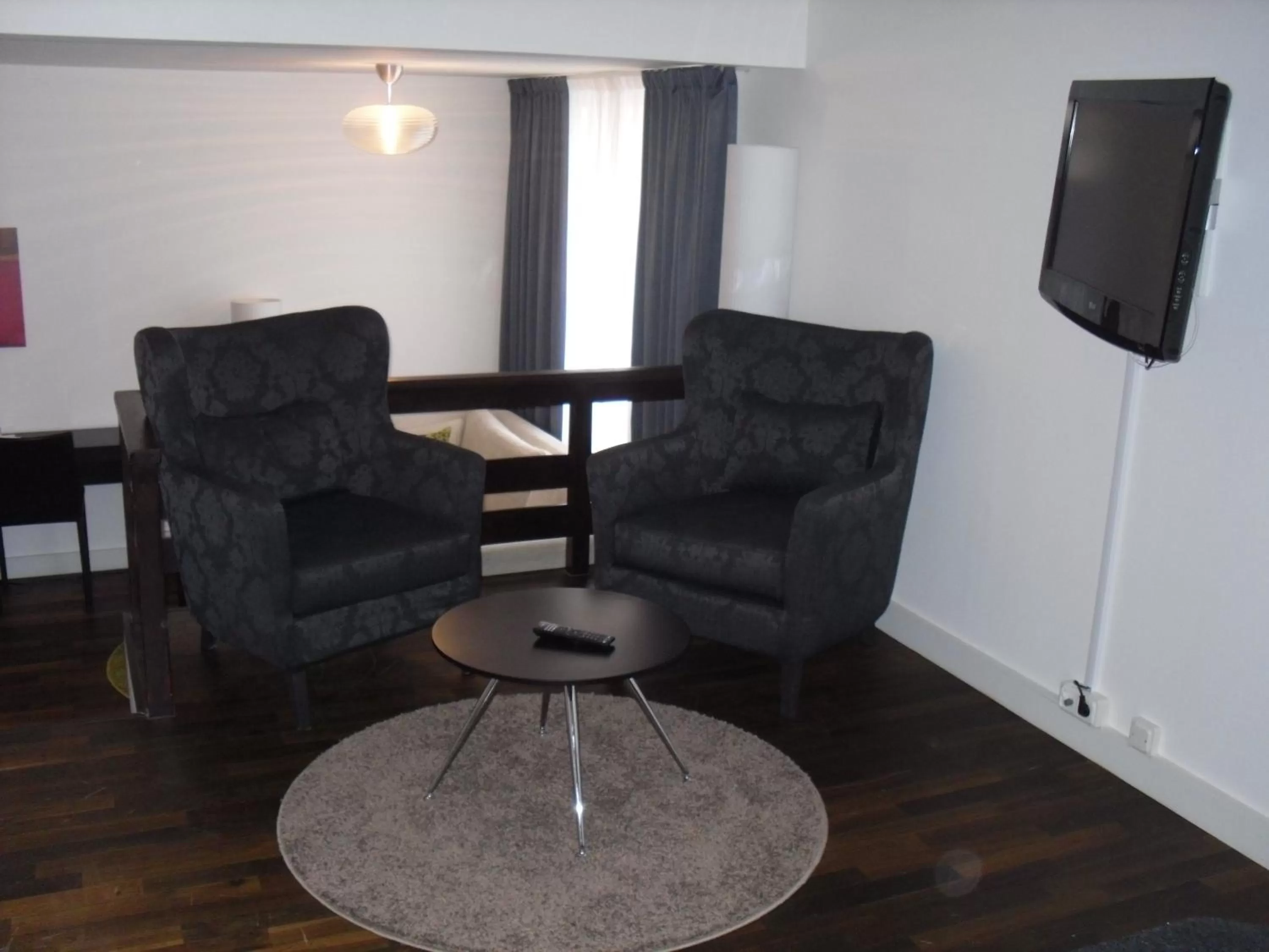 TV and multimedia in First Hotel Witt