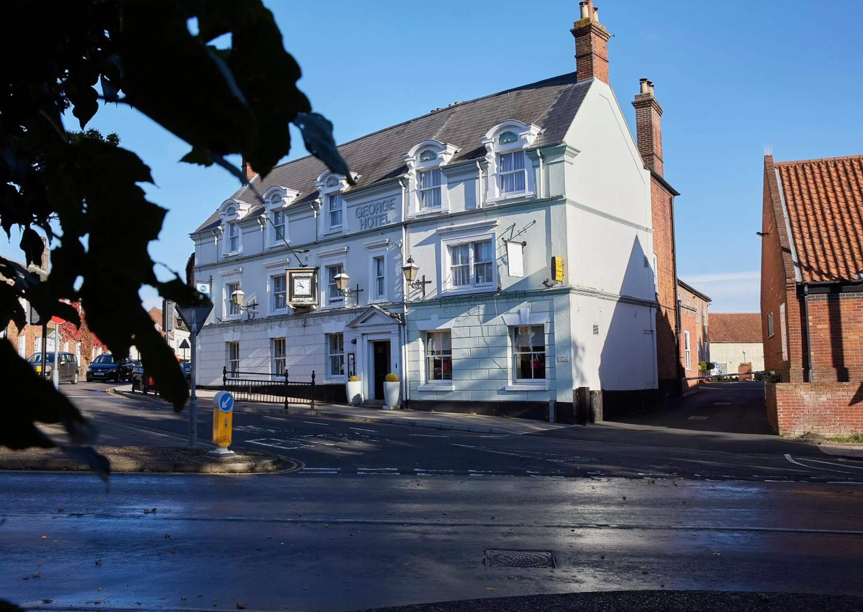 Facade/entrance in Best Western The George Hotel, Swaffham