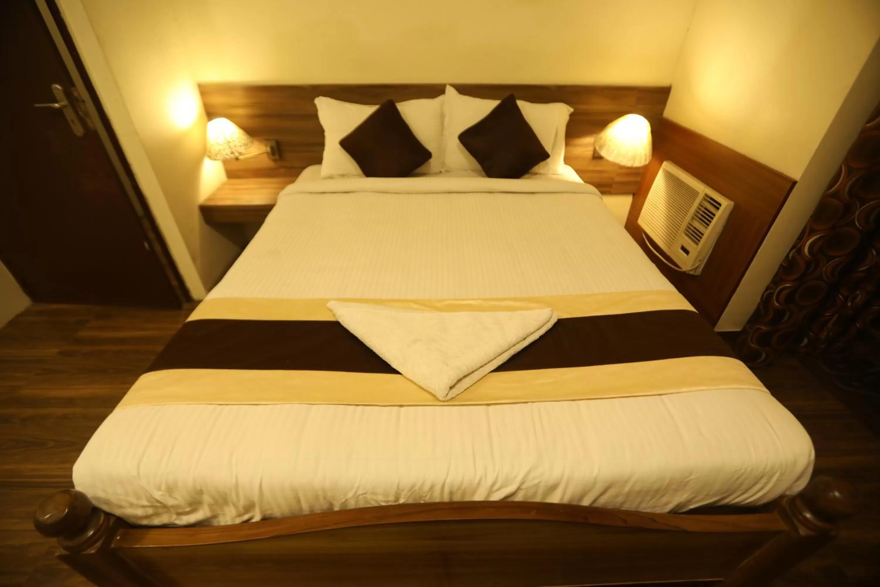 Bed in Nestlay Rooms Ambattur