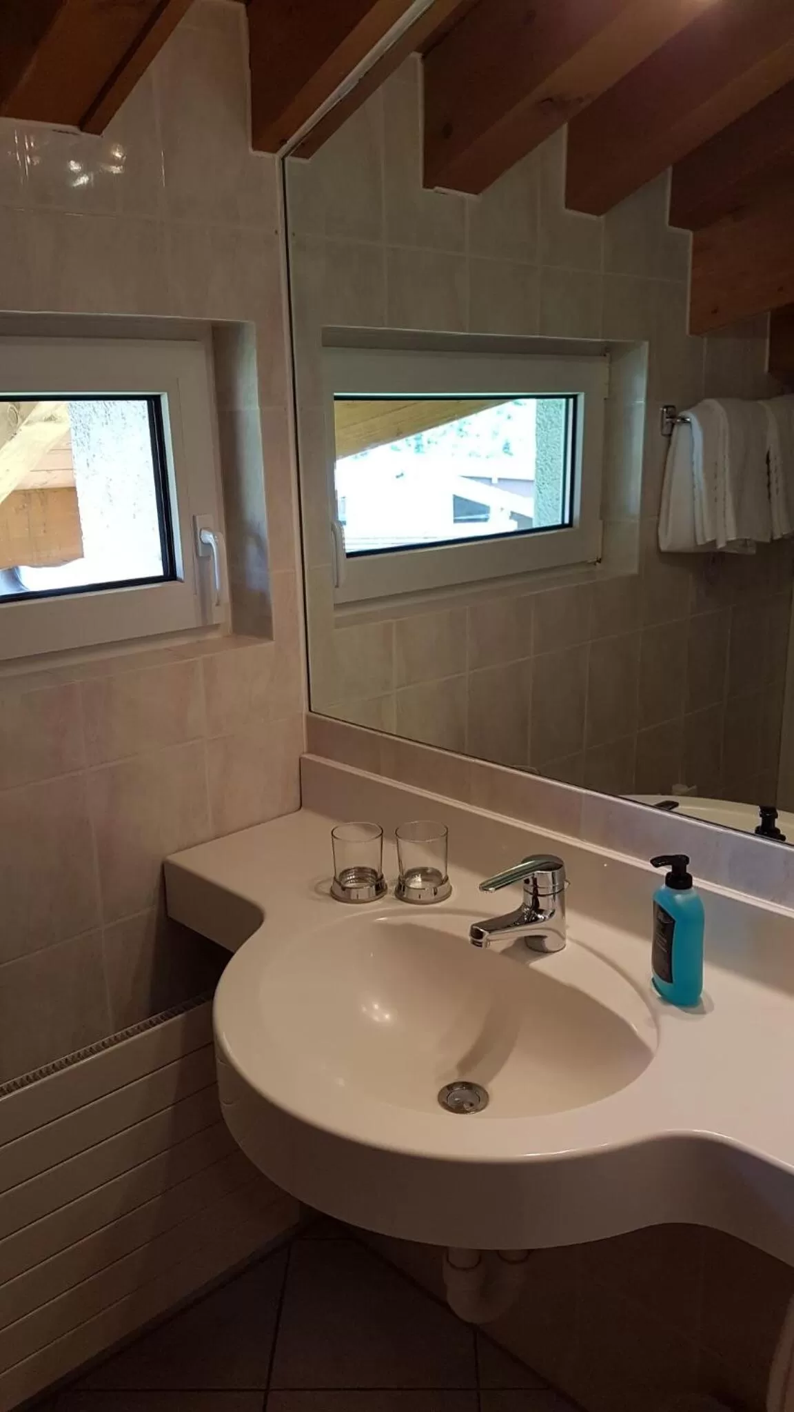 Bathroom in Hotel Alpenperle