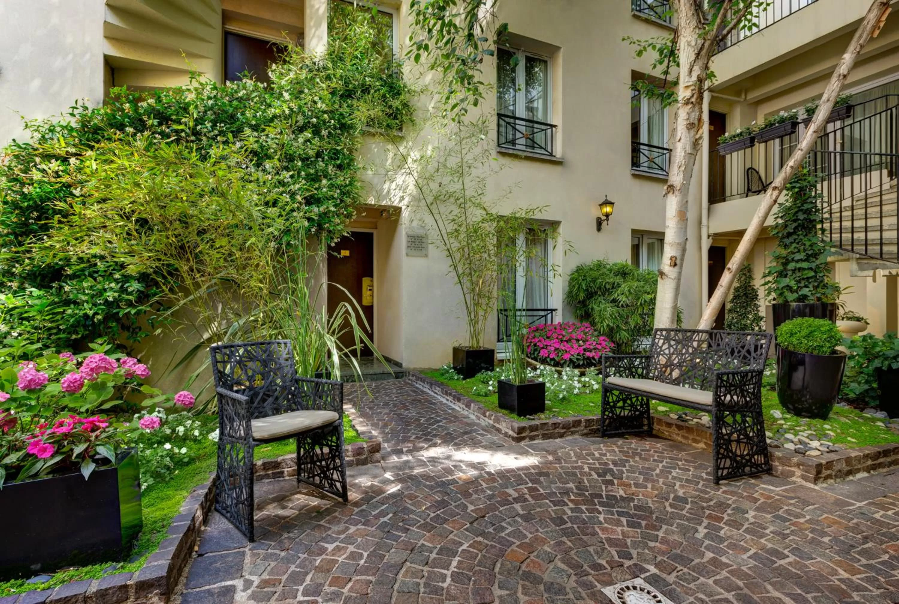 Patio in Le Patio Bastille