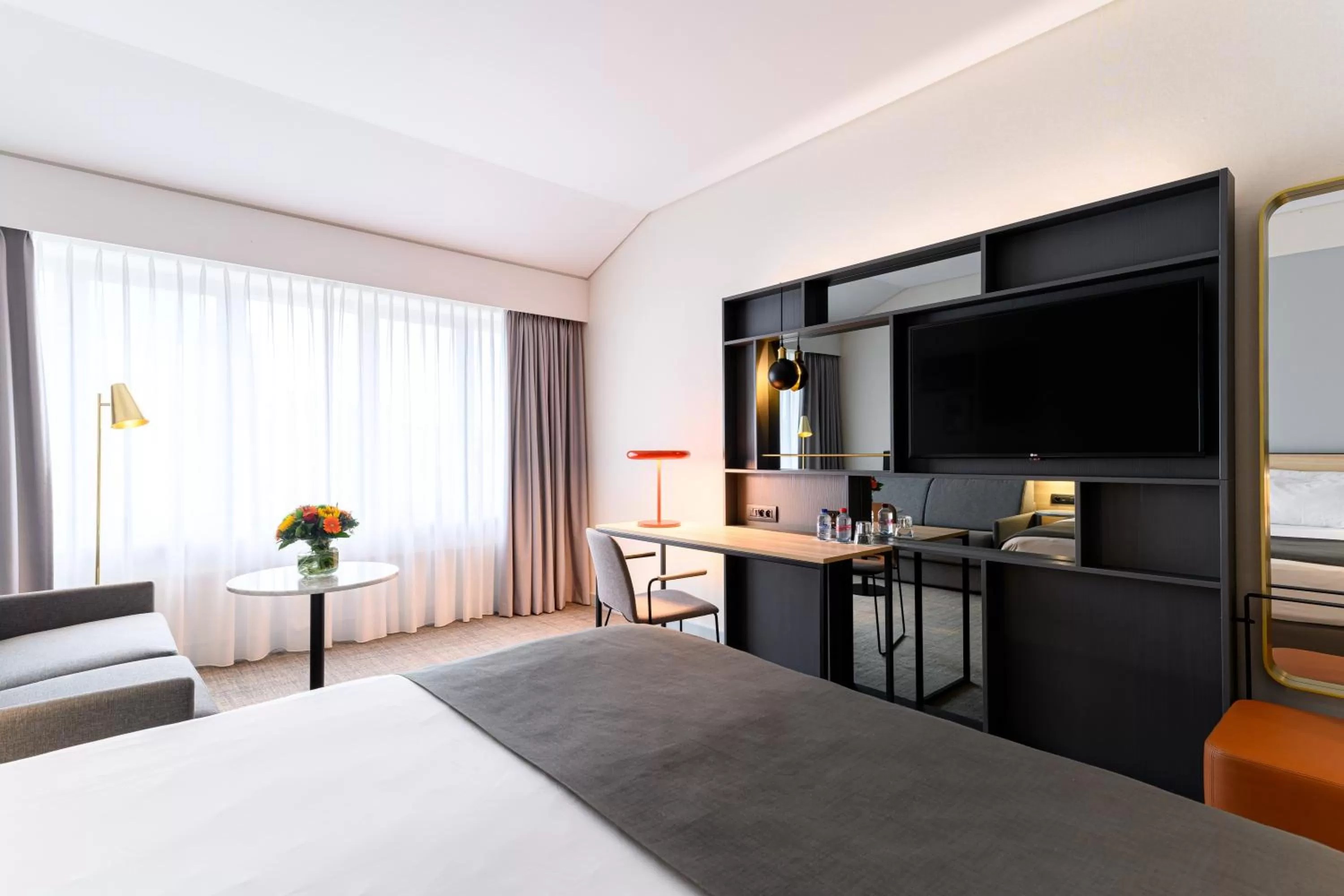 Photo of the whole room, Bed in Holiday Inn Hasselt by IHG