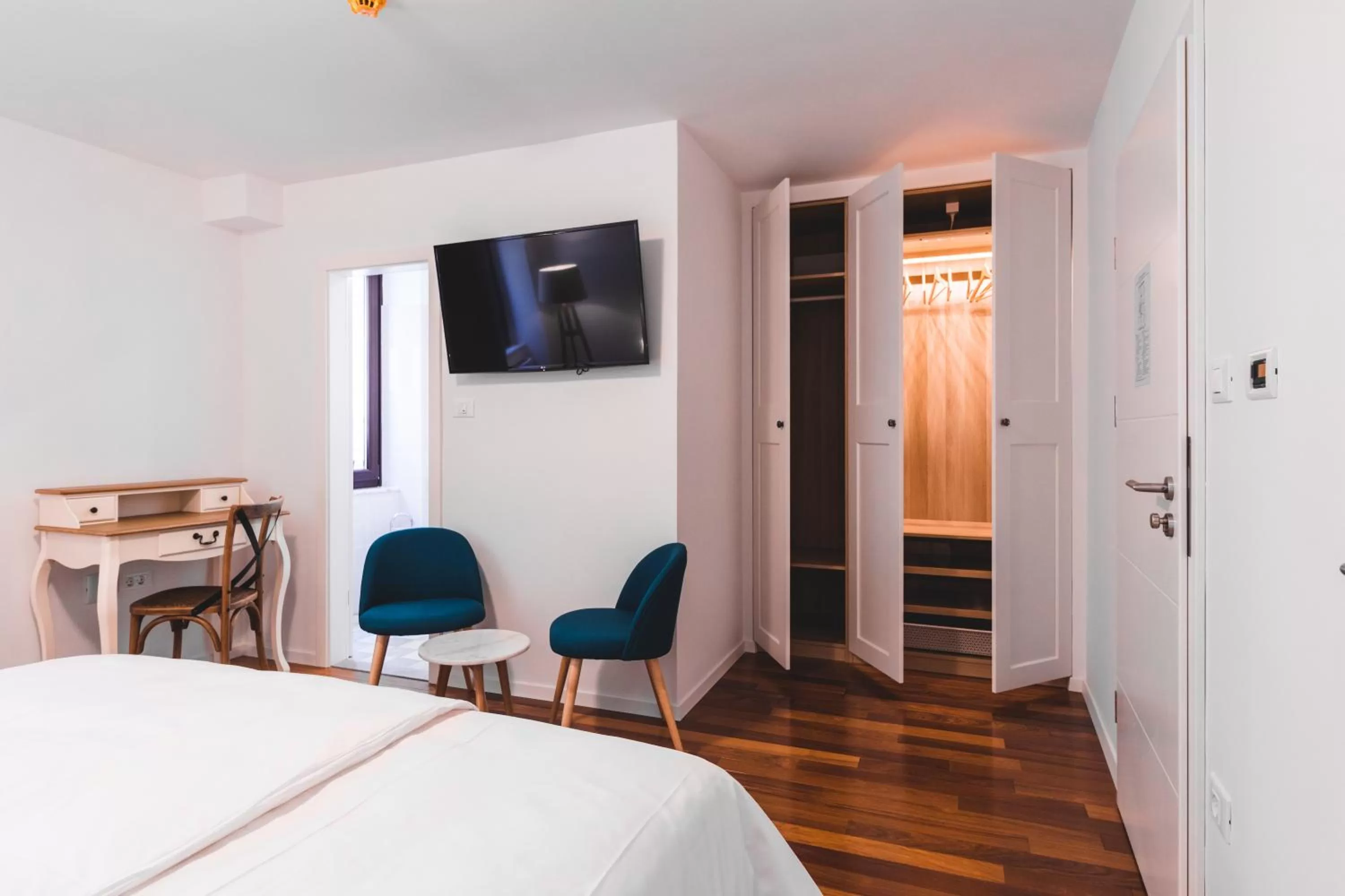 Bed in Second Life in Piran - Hotel Zala Piran with private parking and shuttle service