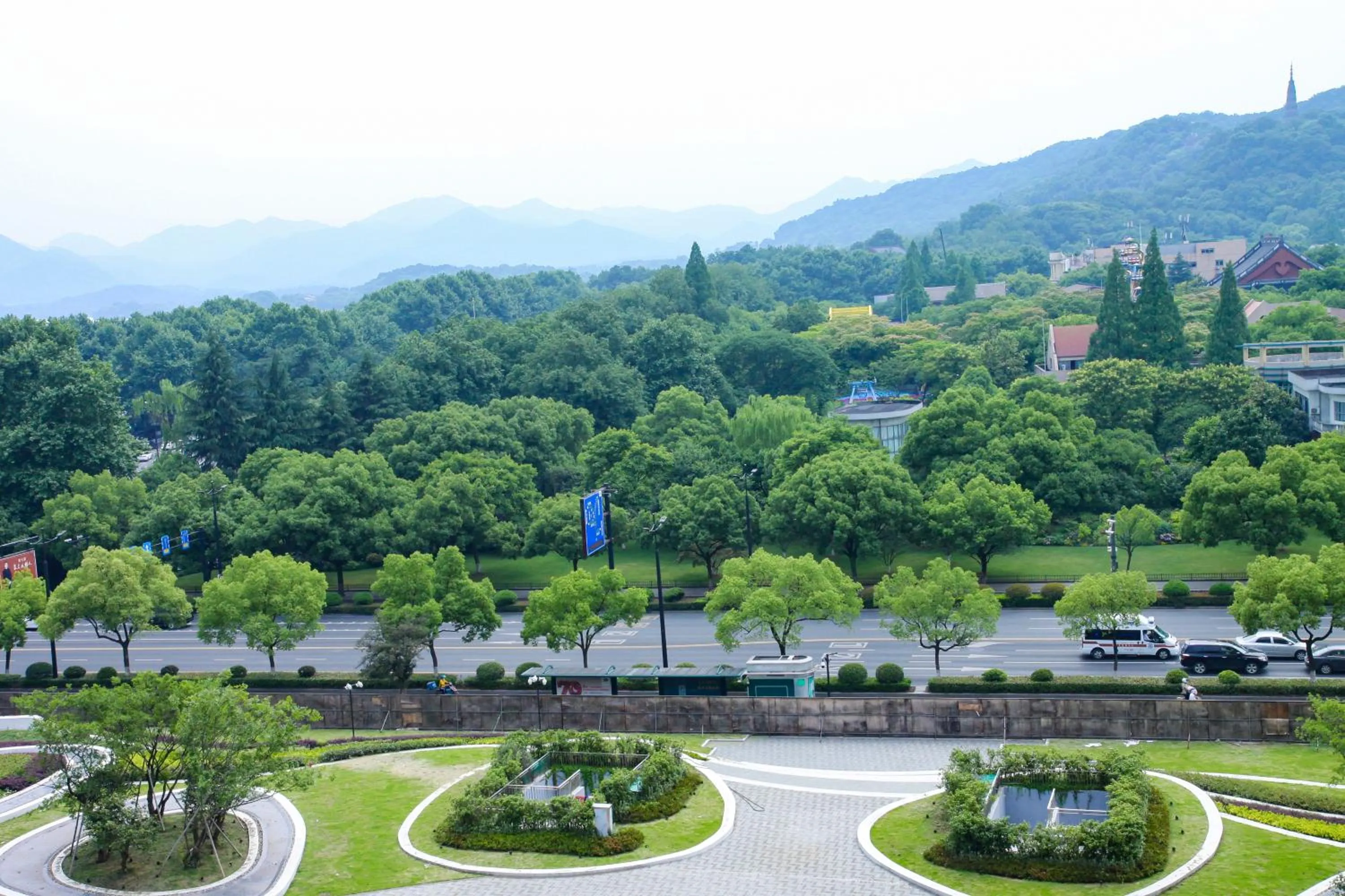 Natural landscape in Wyndham Grand Plaza Royale Hangzhou