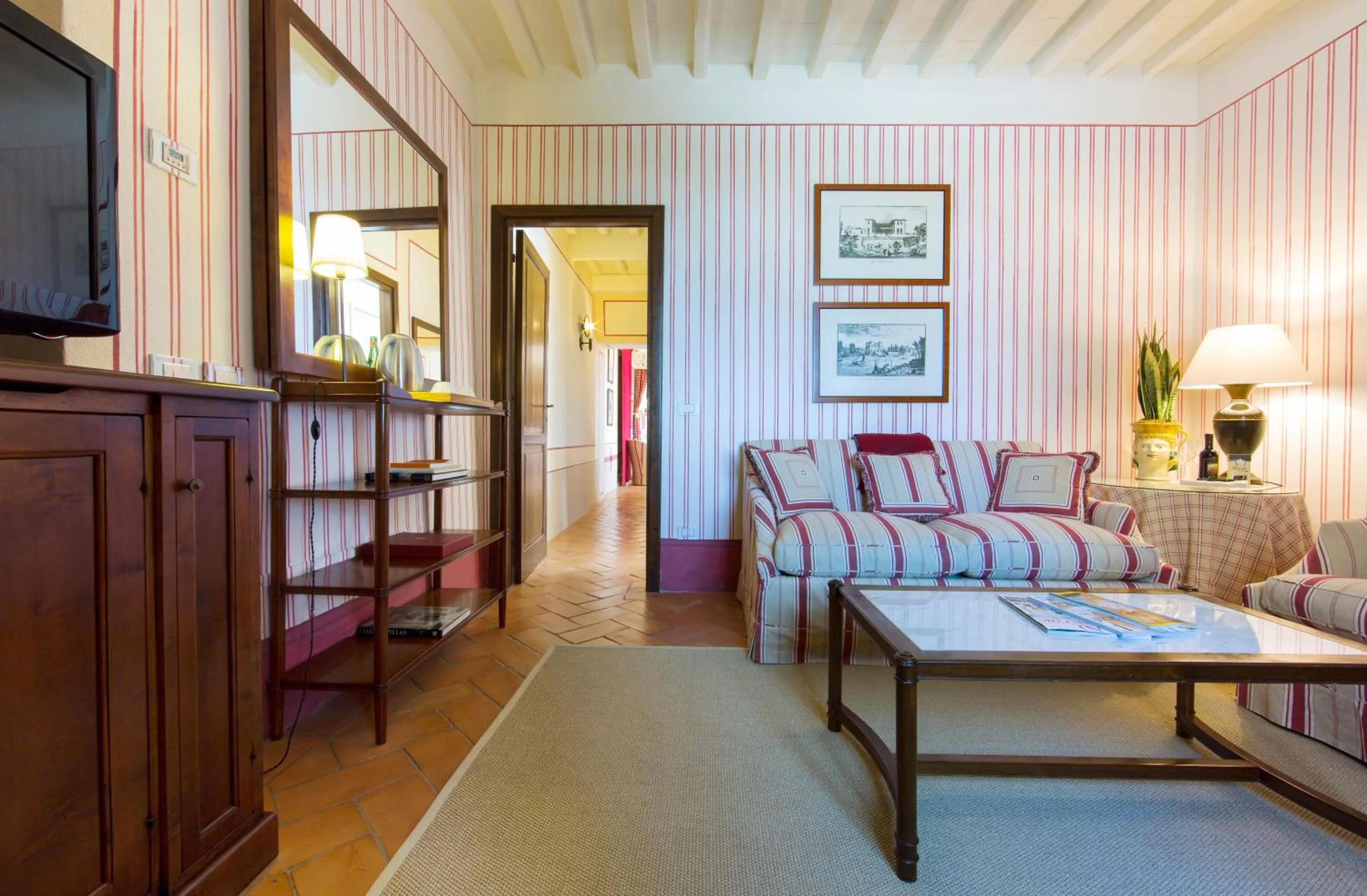 Classic Suite in Castello Banfi - Il Borgo - Relais et Chateaux