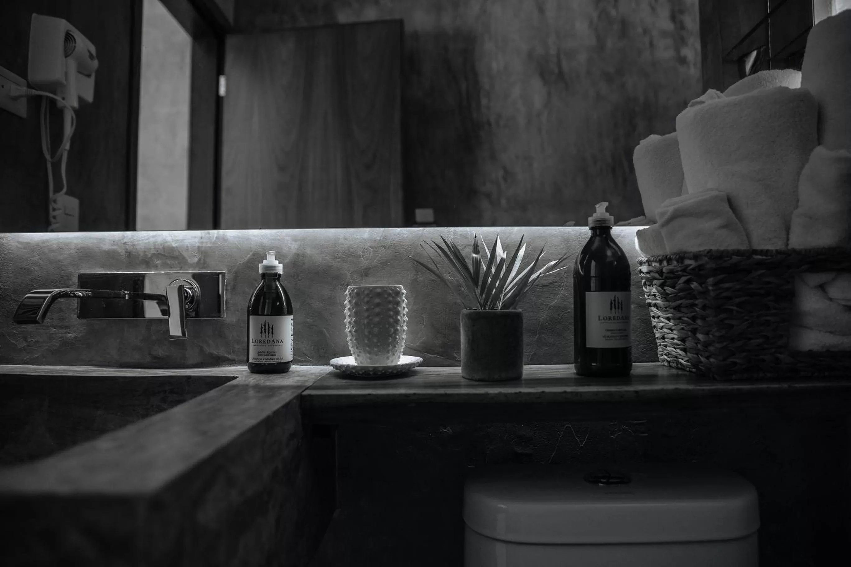 Shower in Villas H2O