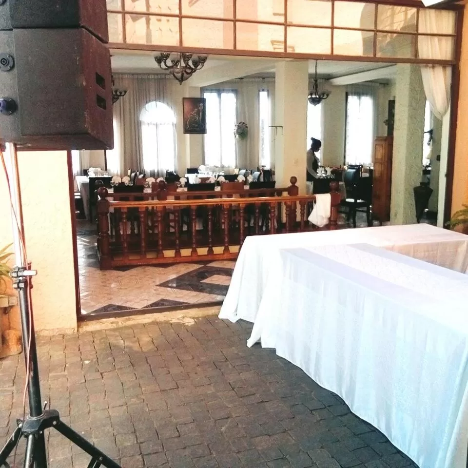 Restaurant/Places to Eat in Relais De La Haute Ville Tana