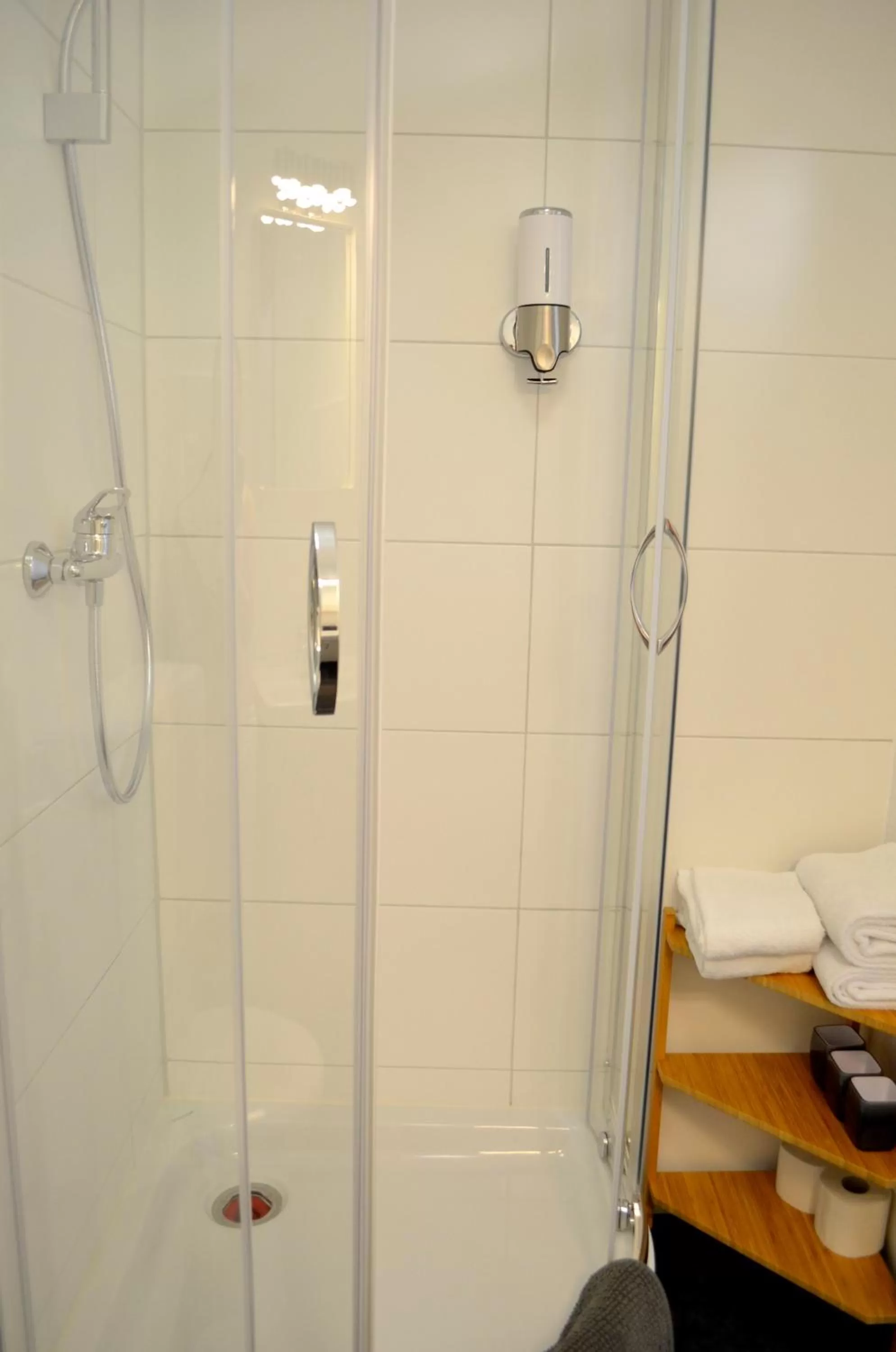 Shower, Bathroom in Hana Aparthotel