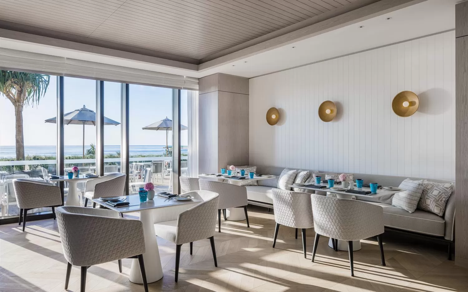 Restaurant/places to eat in The Langham, Gold Coast and Jewel Residences