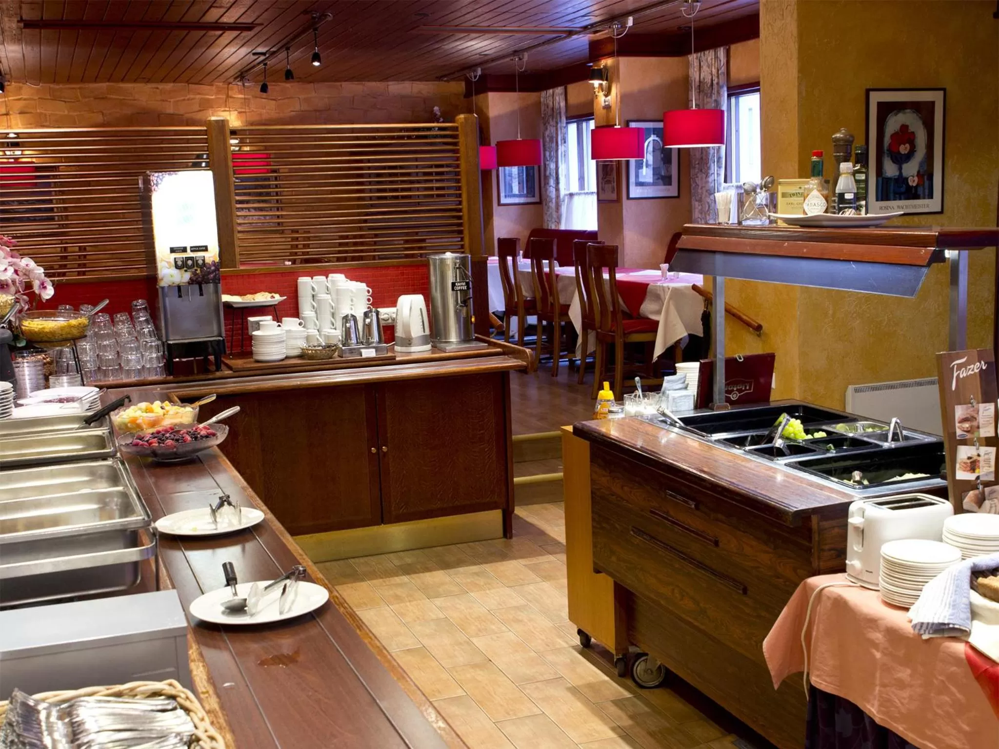 Restaurant/places to eat in Kauppahotelli