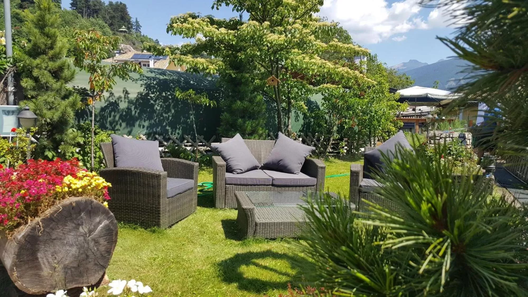 Day in Historic Hotel Ristorante La Stua