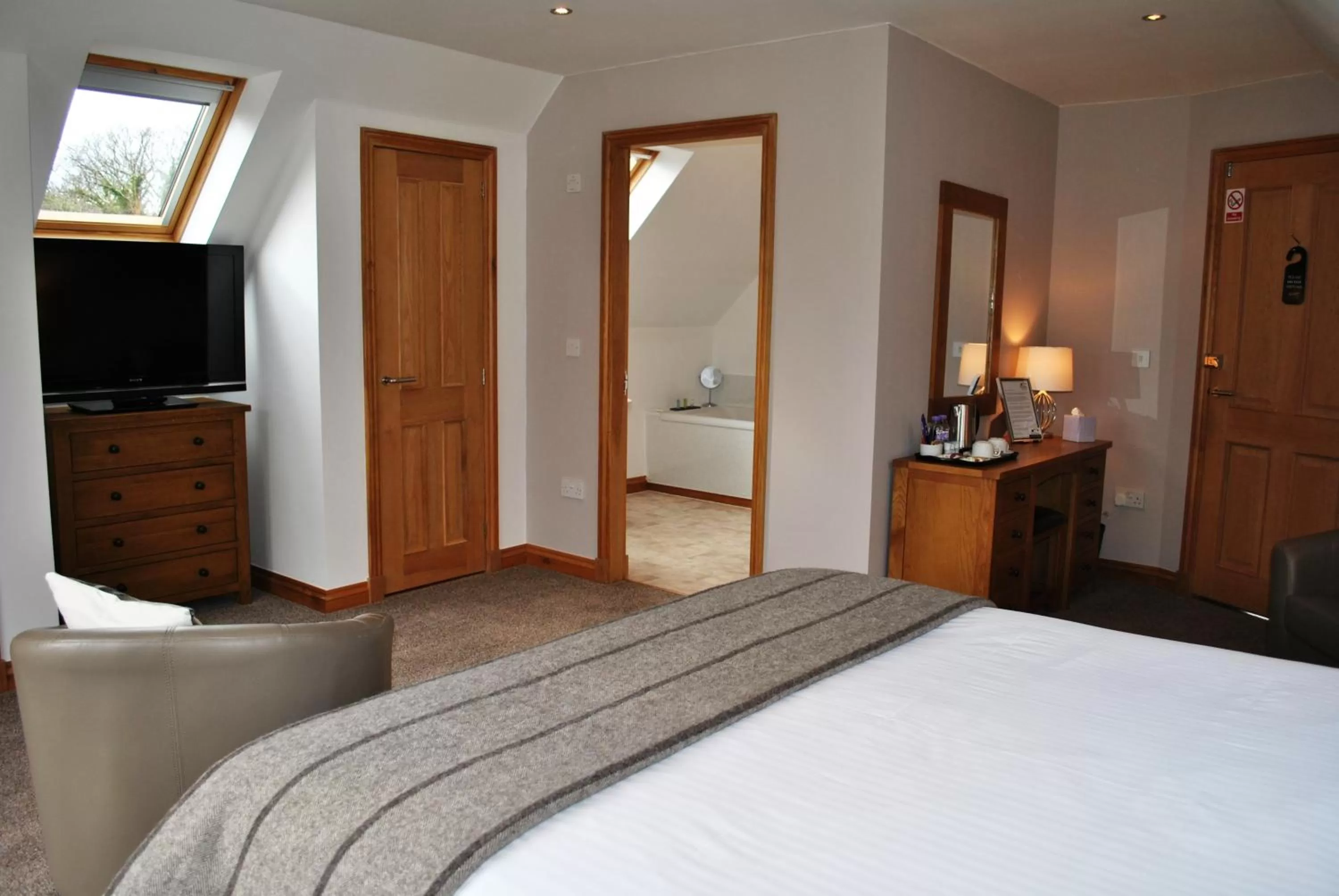 Bed in Orchard House Bed and Breakfast