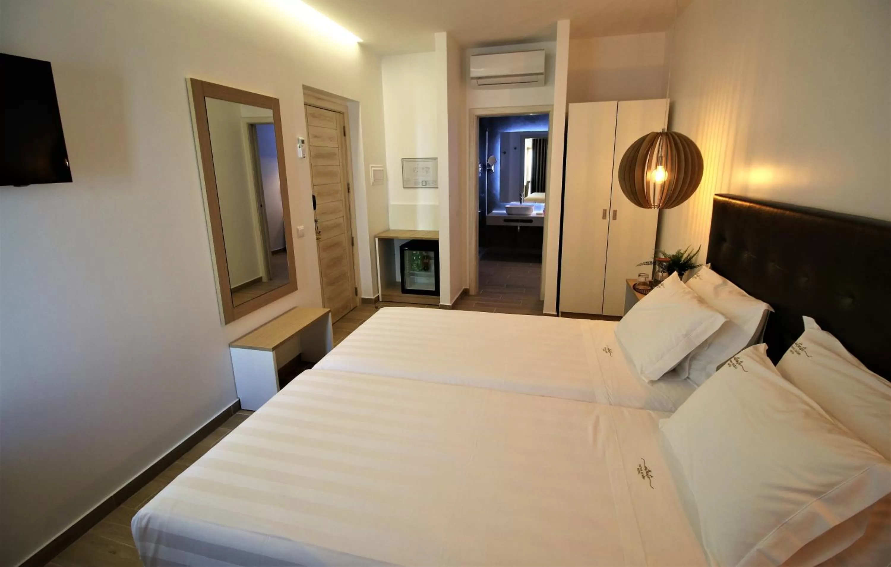 Bedroom, Bed in Authentic Tavira Hotel
