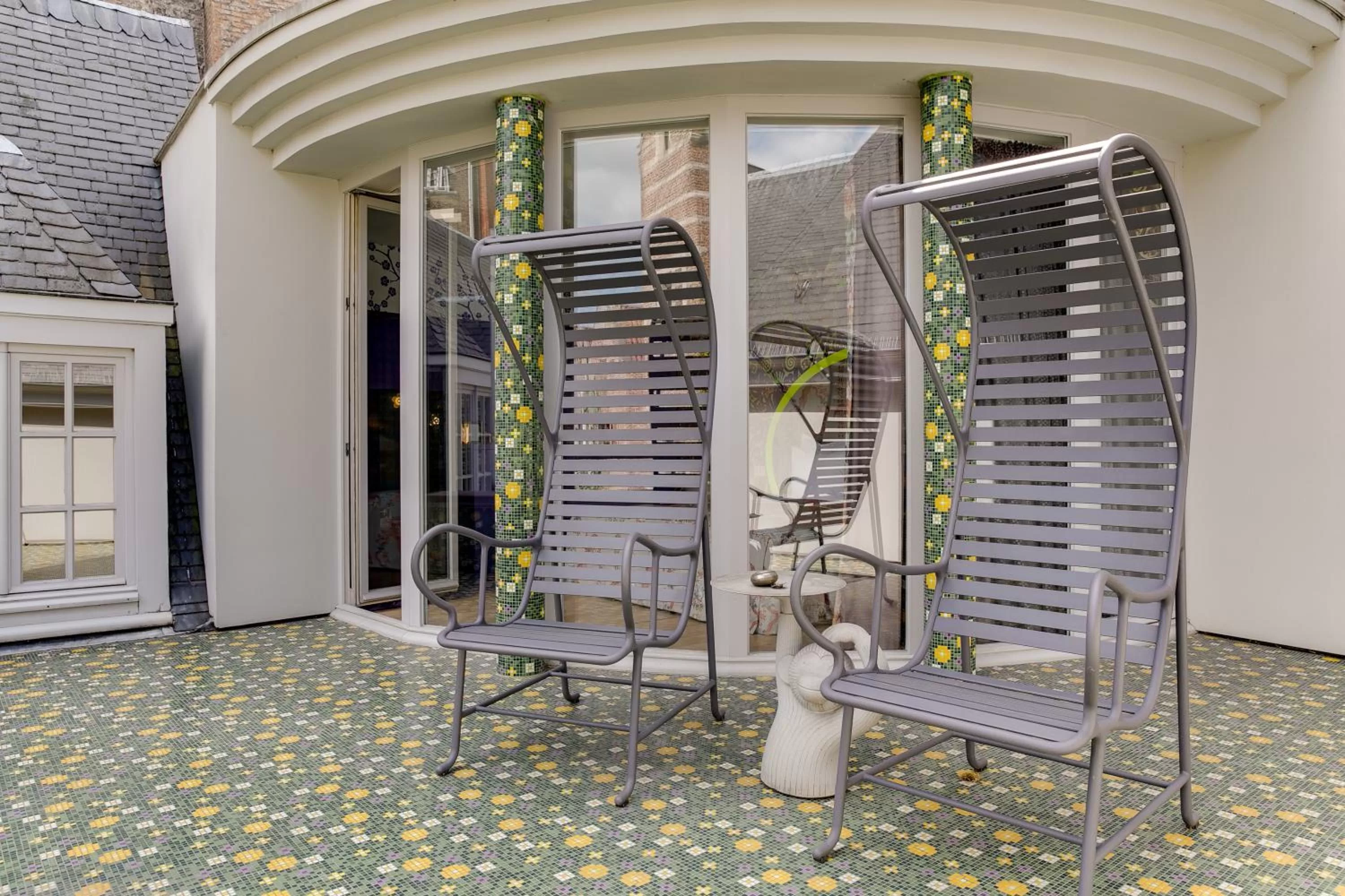 Patio in Hotel De Witte Lelie -Small Luxury Hotels of the World
