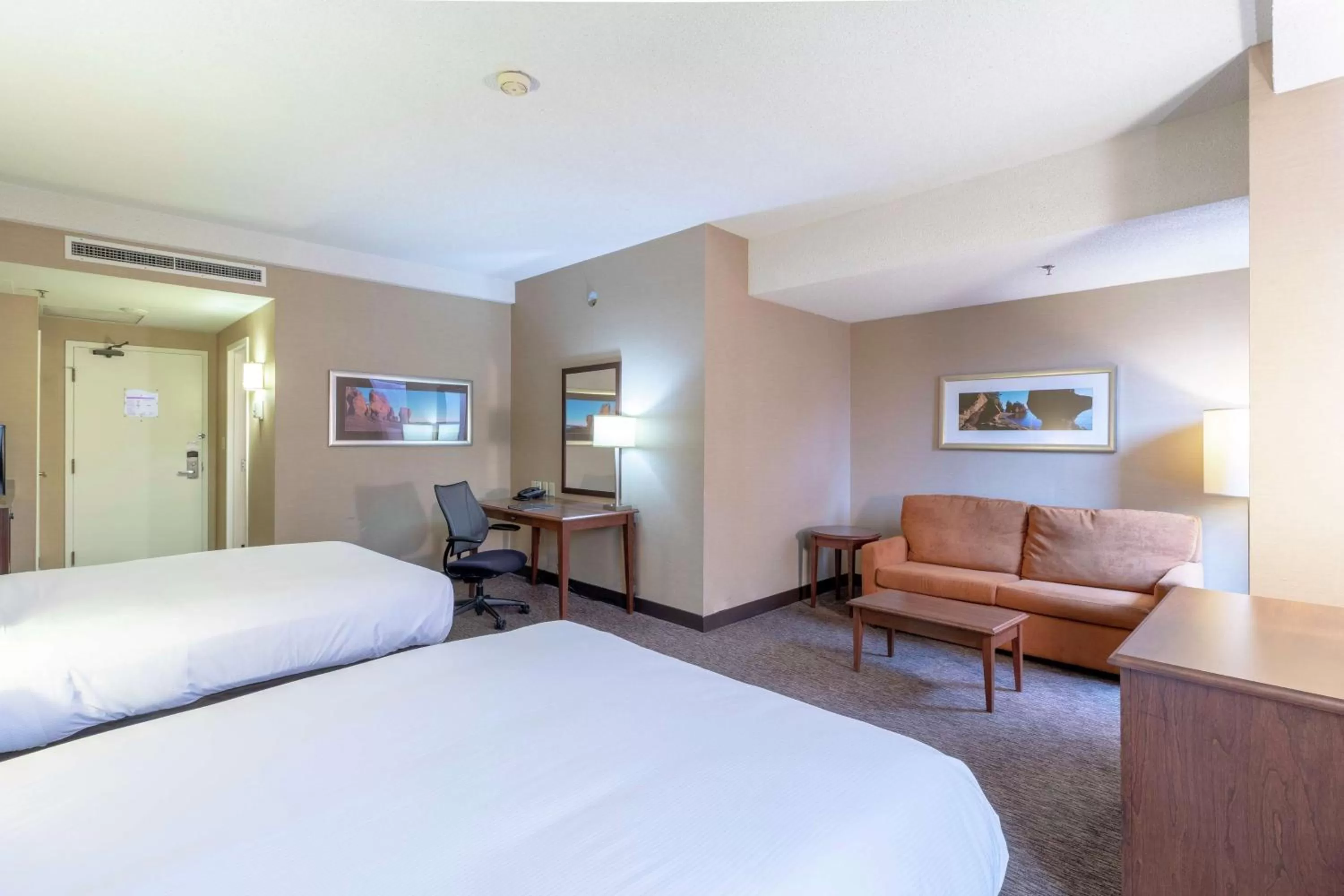 Bedroom, Bed in Hilton Saint John