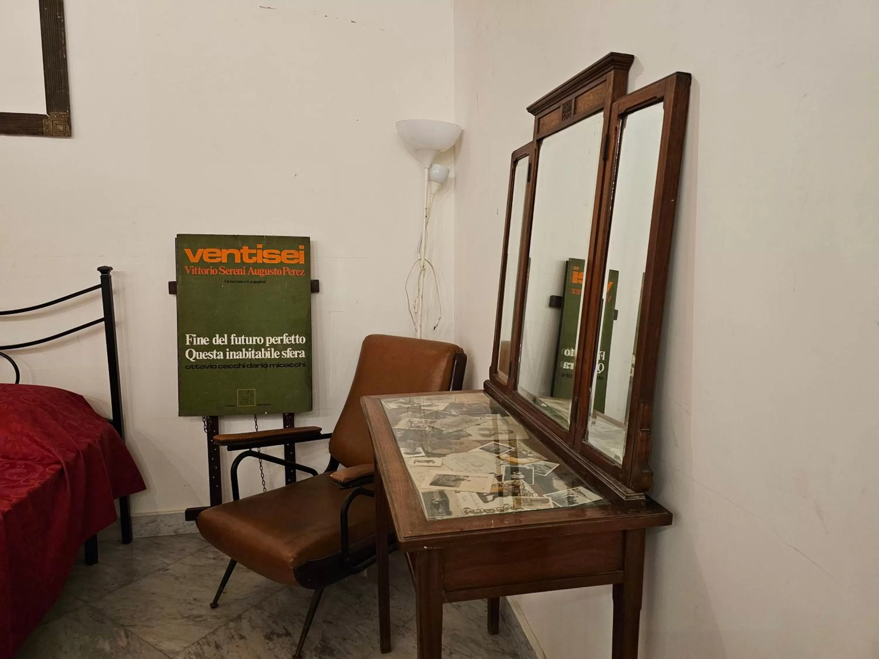 Decorative detail in The Spanish Palace, Suites, Rooms, Apartments & Terraces