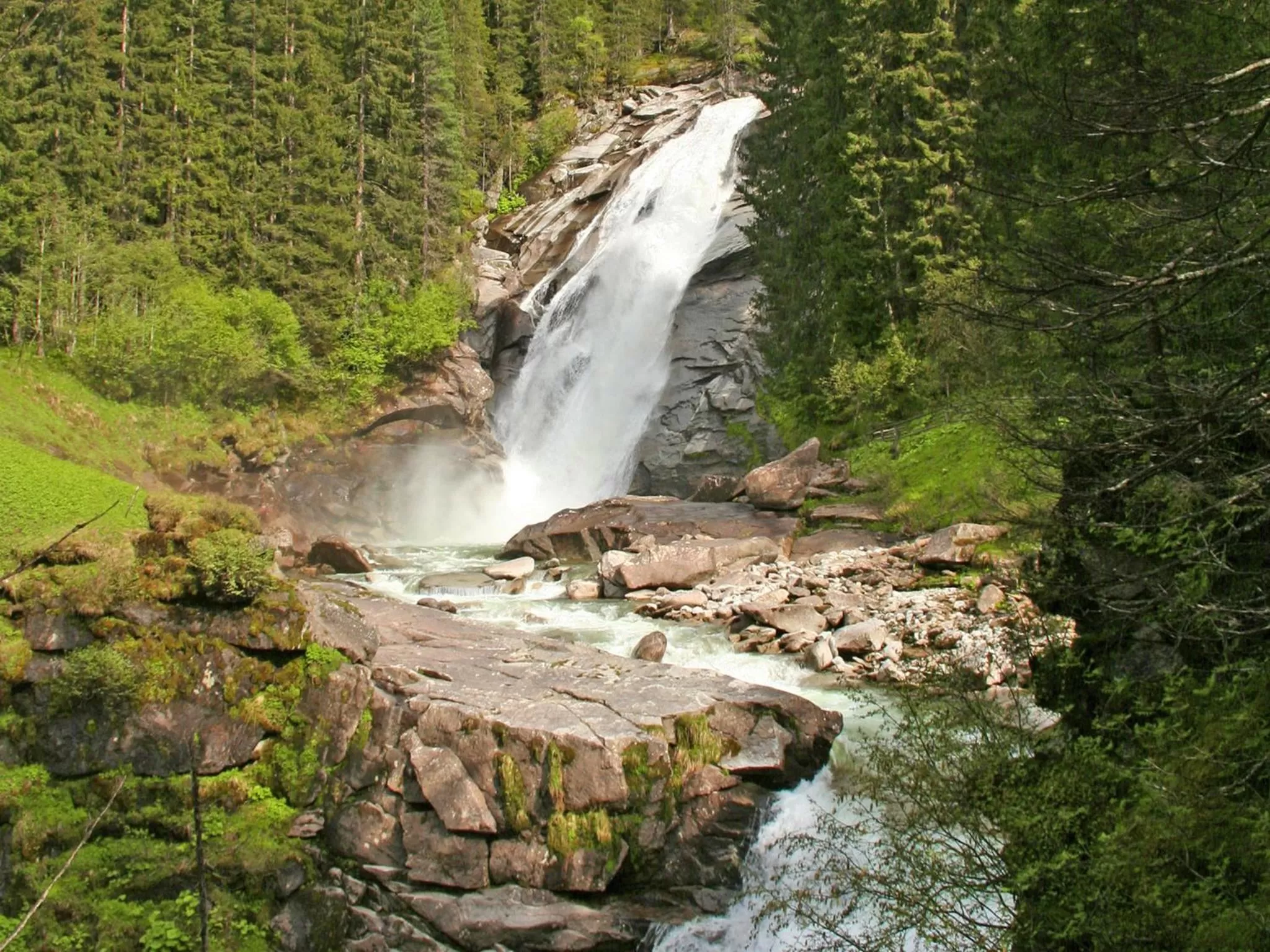 Hiking in Sonja Alpine Resort
