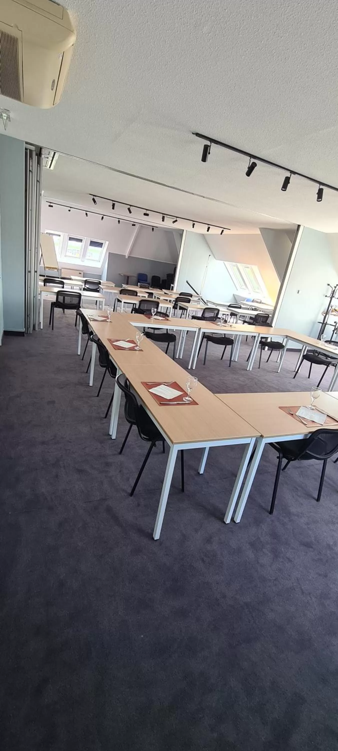 Meeting/conference room in Hostellerie Saint Vincent Beauvais Aeroport