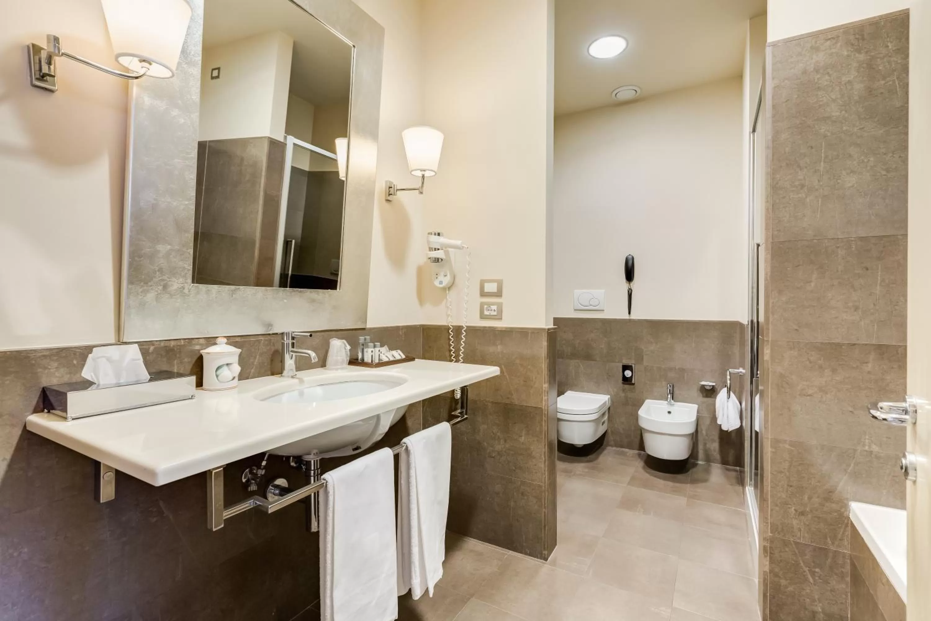 Bathroom in Villa Maria Hotel & SPA