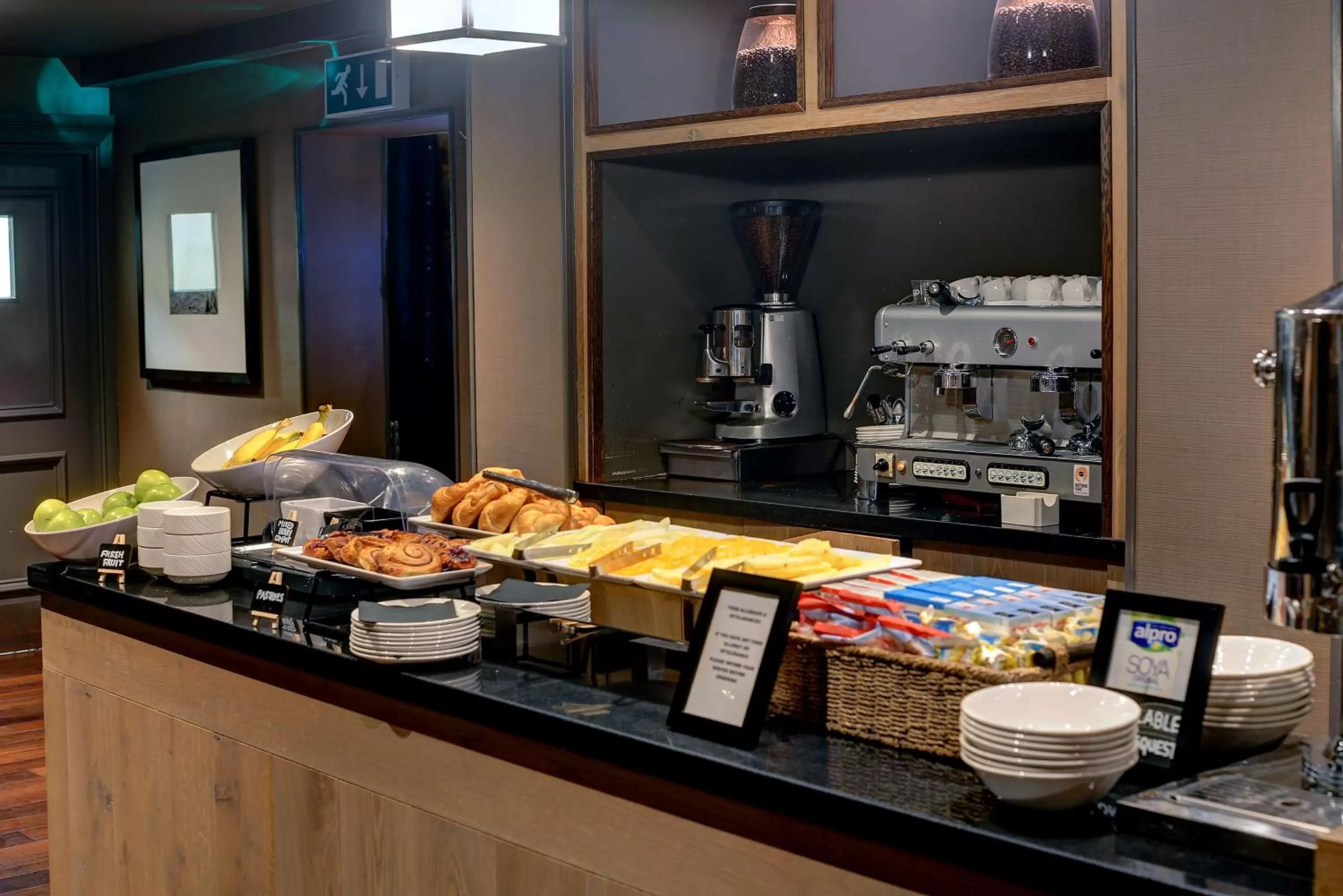 Restaurant/places to eat in Eglinton Arms Hotel, BW Premier Collection