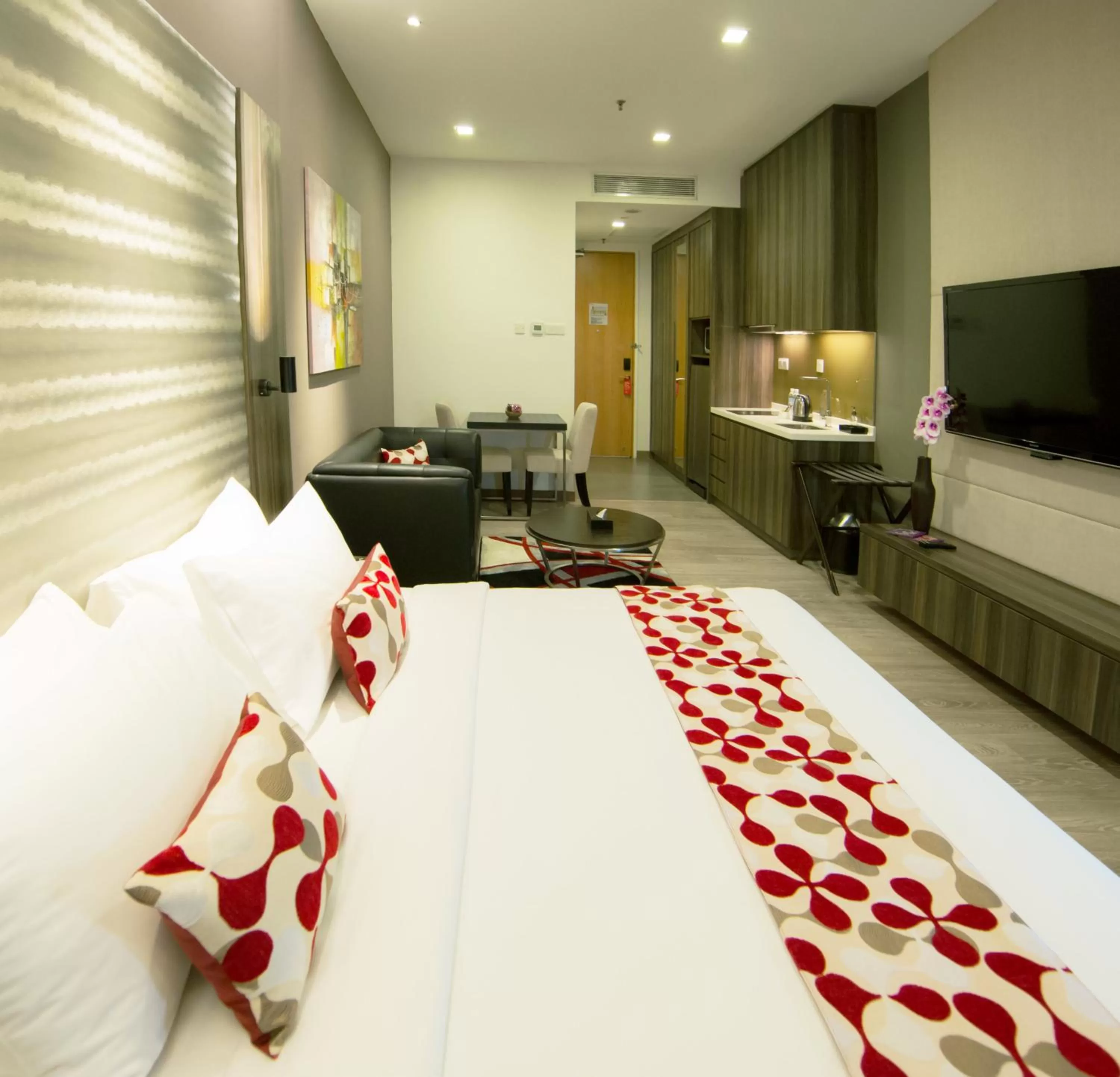 Bed in Ramada Suites by Wyndham Kuala Lumpur City Centre