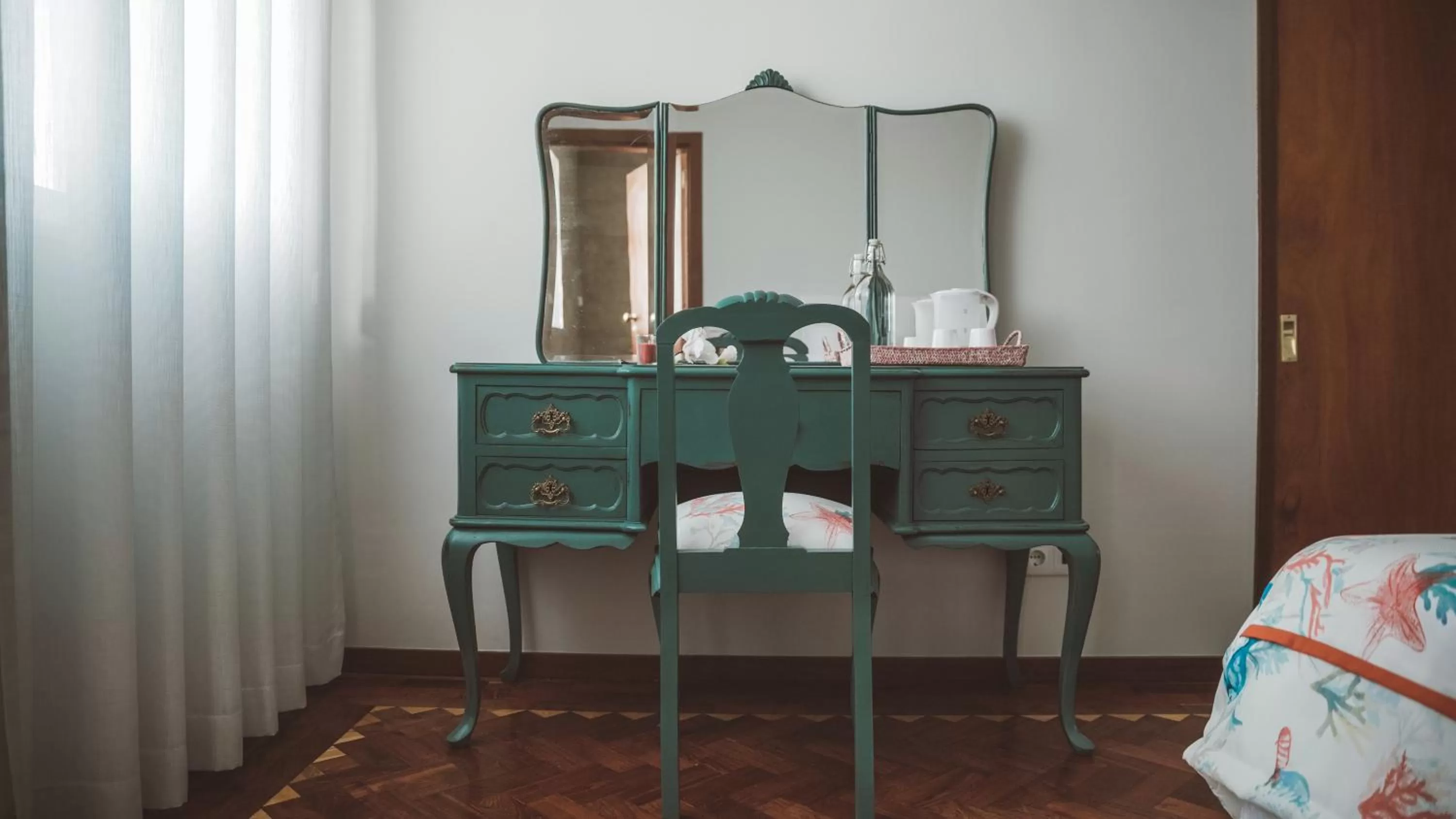 Coffee/tea facilities in Vila Milreu Guest House