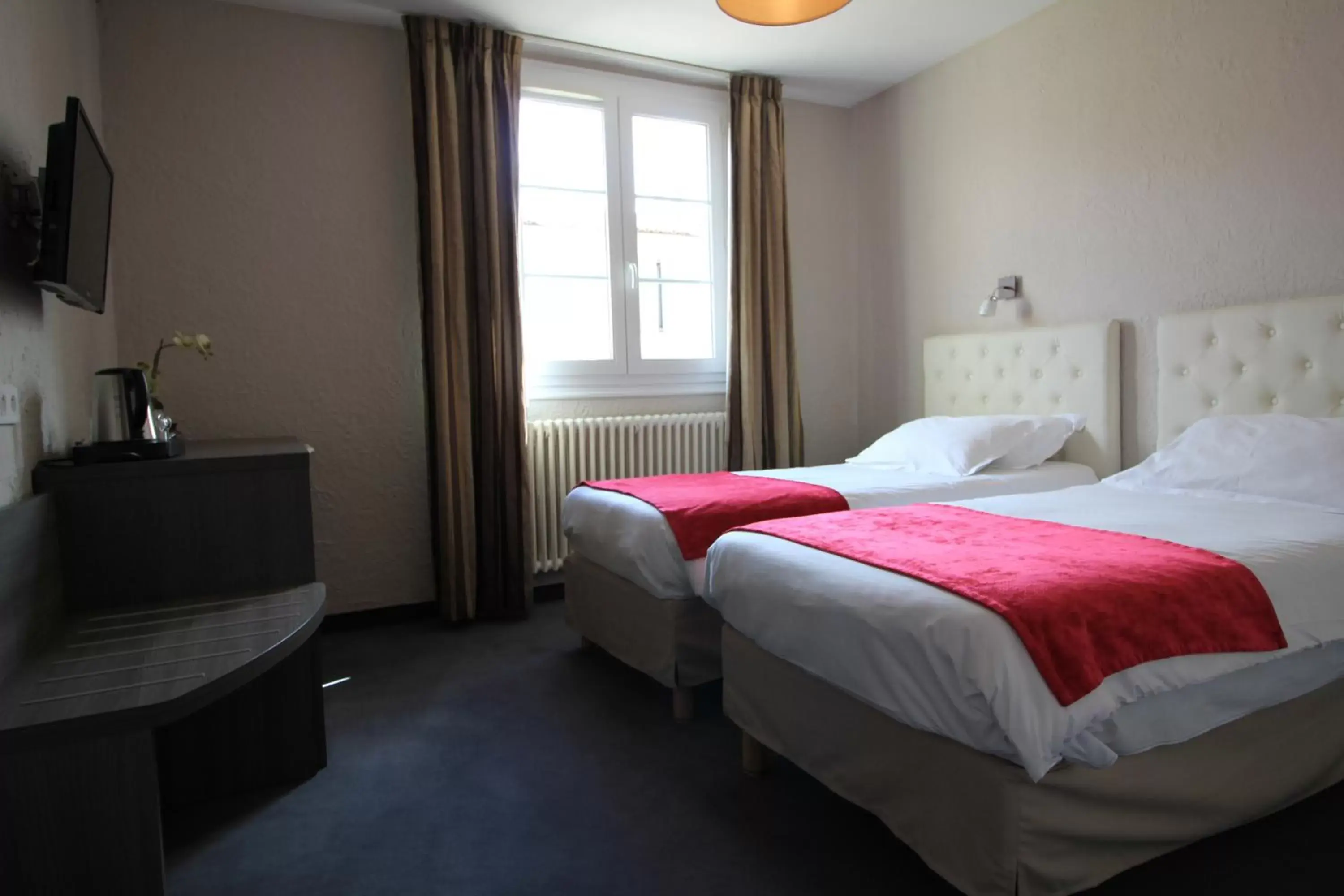 Comfort Twin Room in Hôtel Fesch & Spa Comfort Twin Room in Hôtel Fesch & Spa