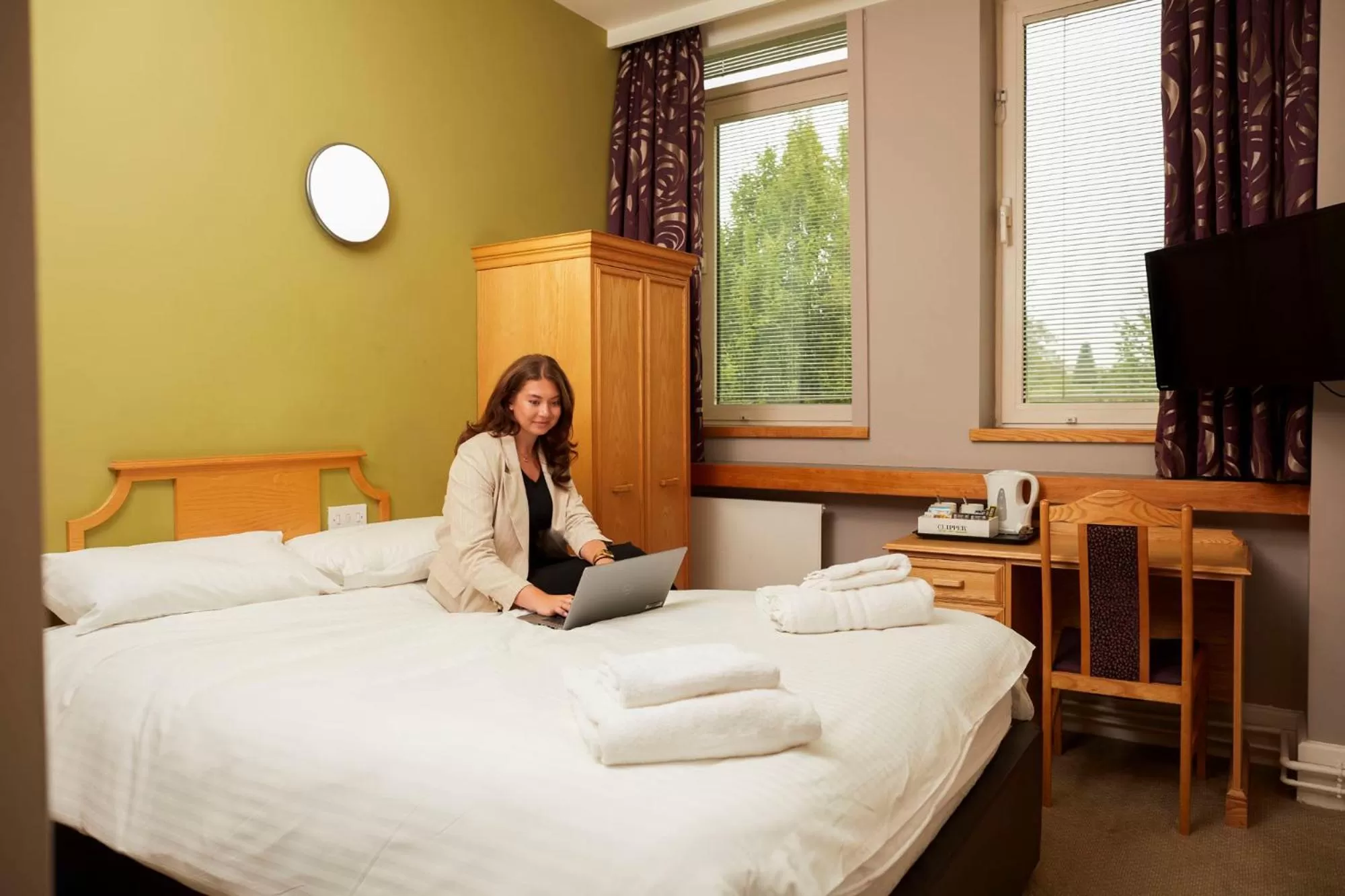 Bedroom, Bed in Kents Hill Park Training & Conference Centre