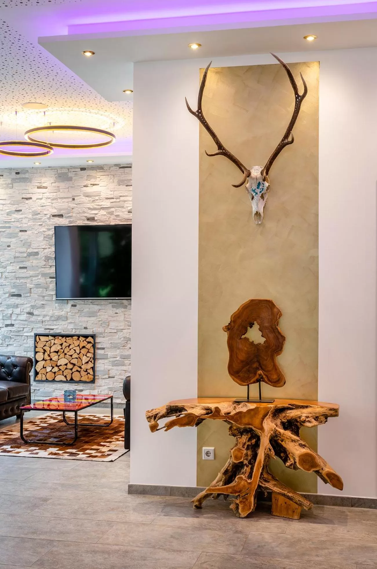 Communal lounge/ TV room in AVALON Hotel Bad Reichenhall