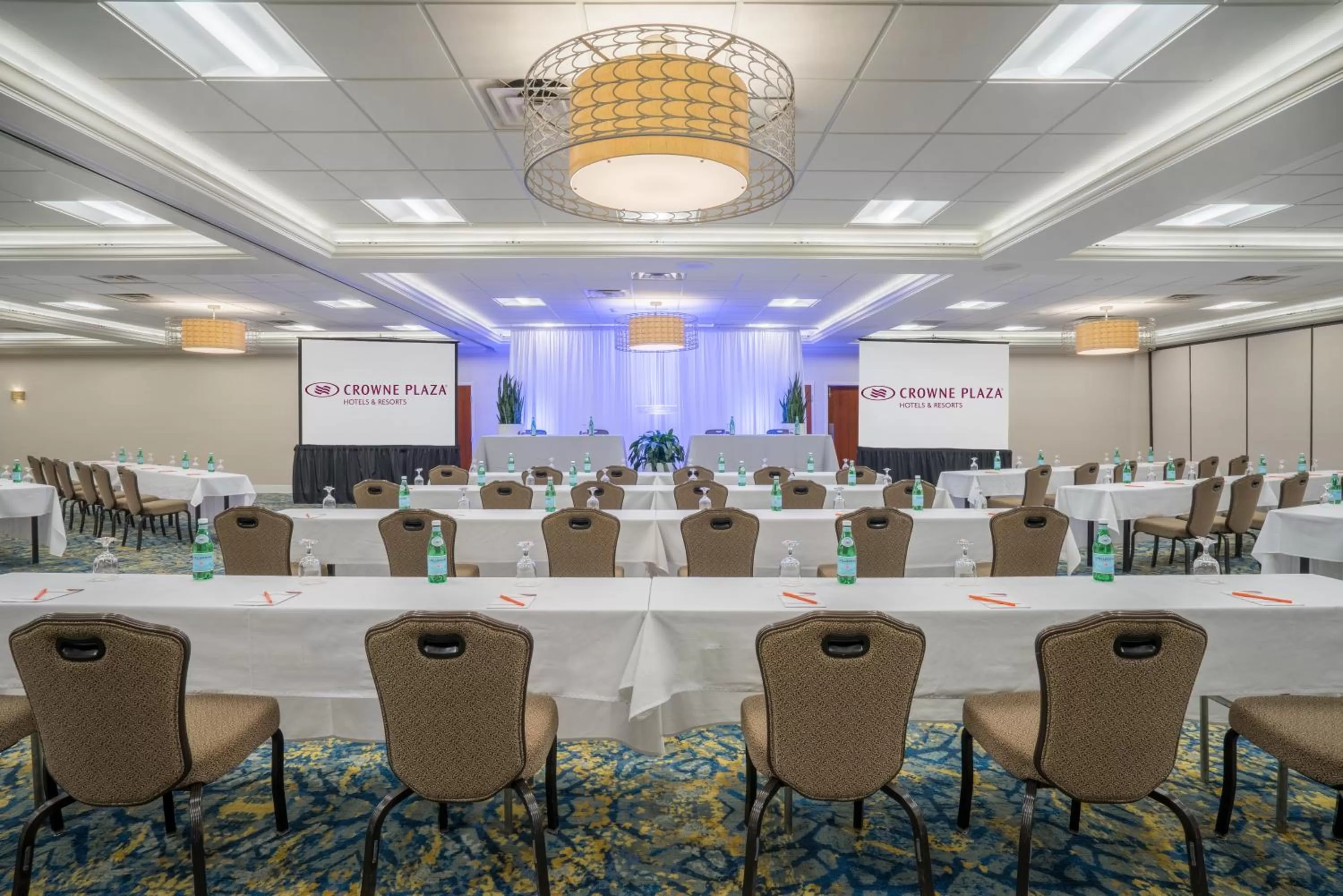 Meeting/conference room in Crowne Plaza Hotel and Suites Pittsburgh South by IHG