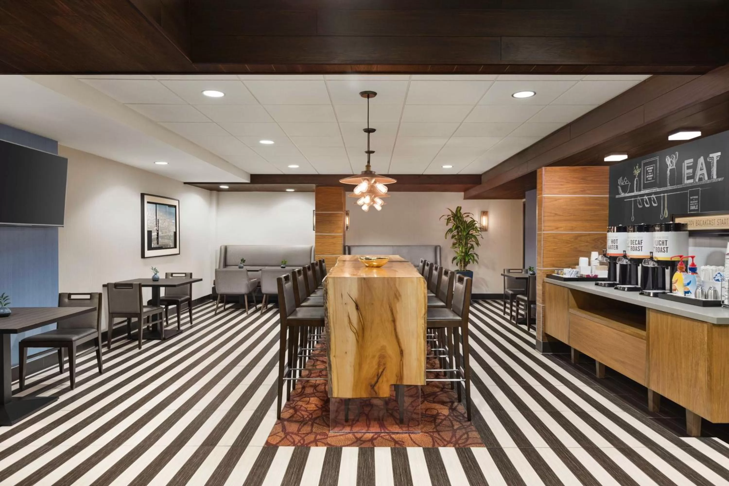 Breakfast in Hampton Inn San Francisco Downtown/Convention Center