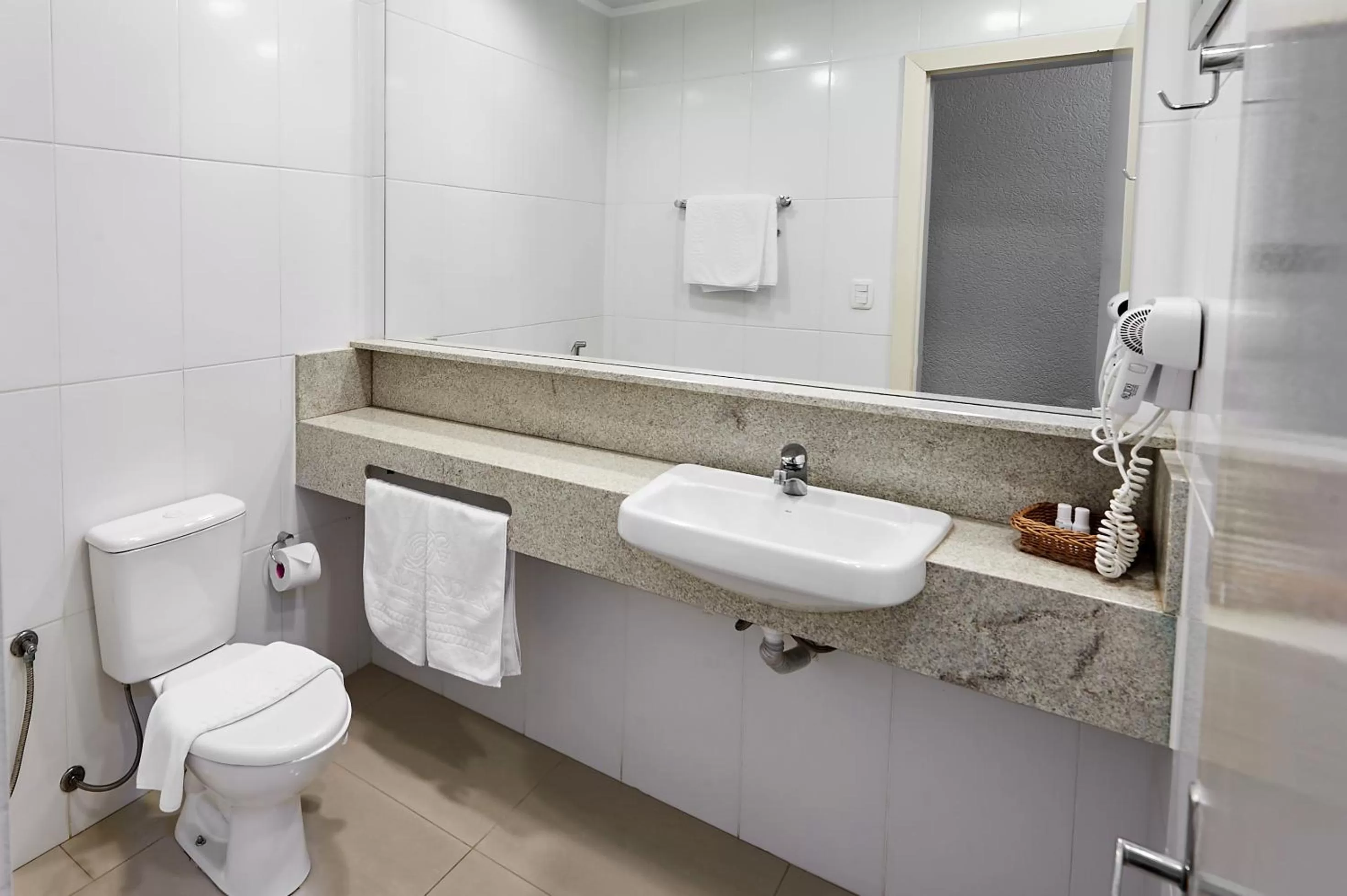 Bathroom in Dall’Onder Grande Hotel Bento Gonçalves