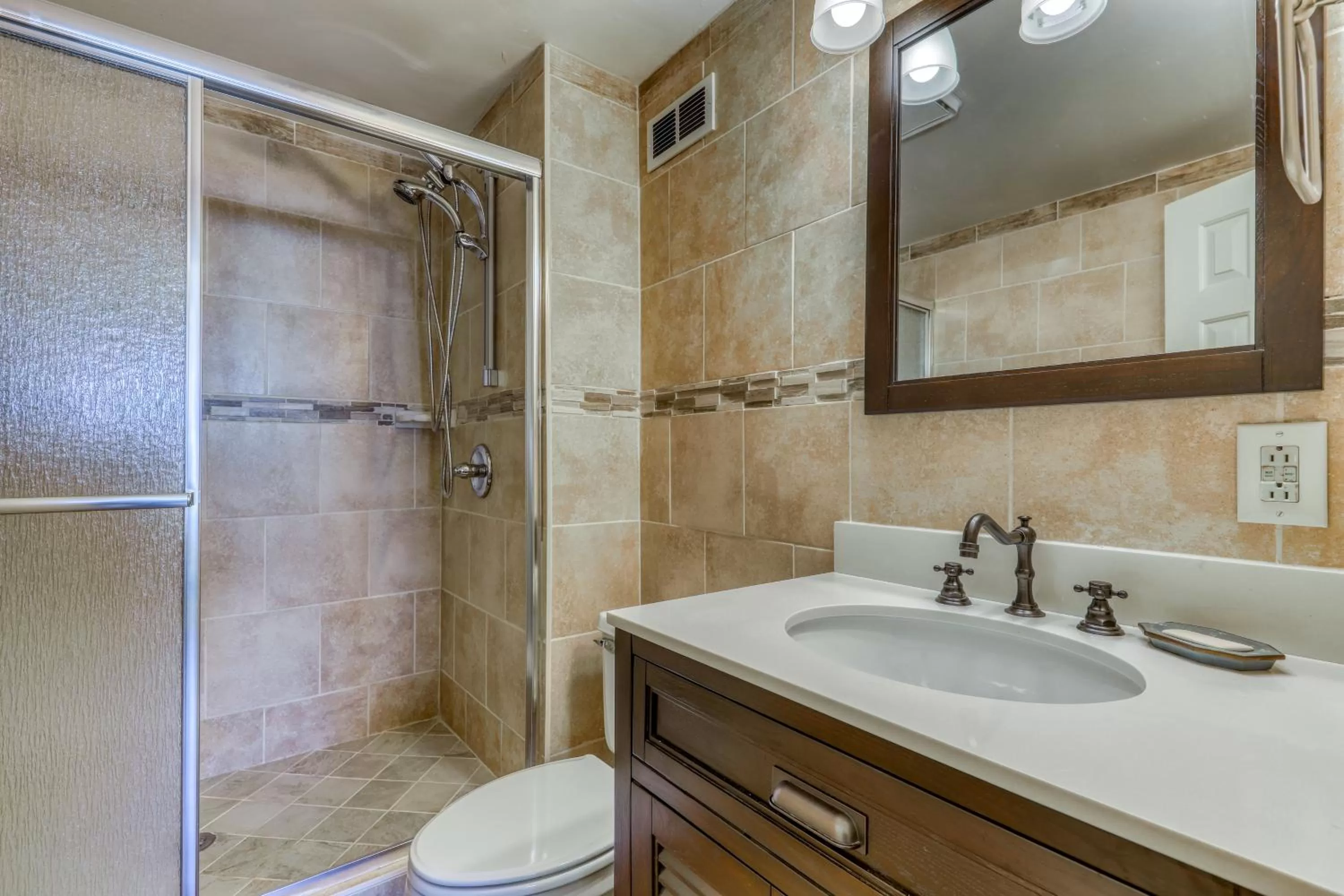 Bathroom in Sugar Top 2816