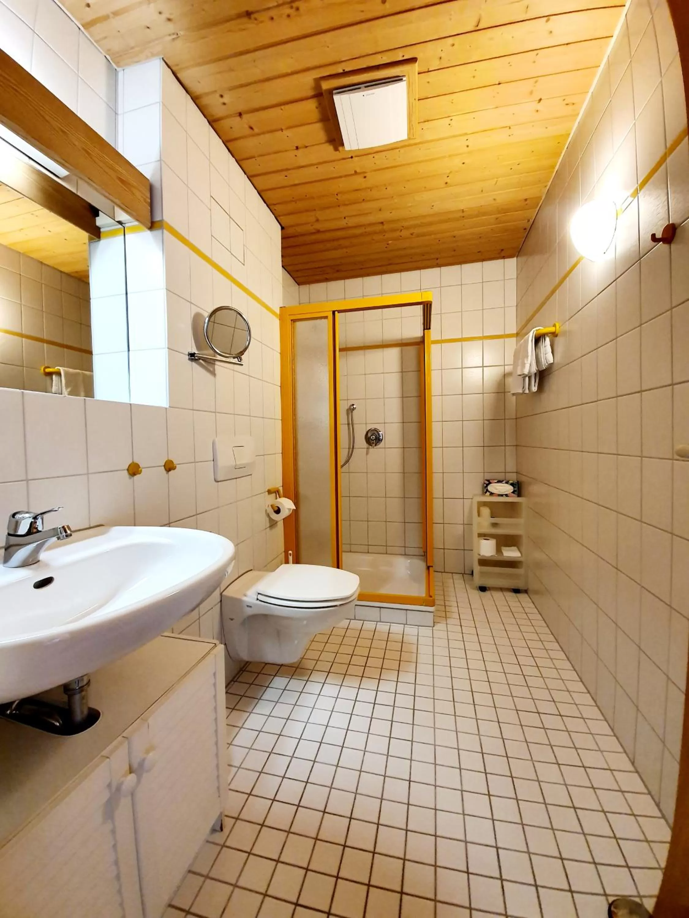 Bathroom in Hotel in den Herrnwiesen
